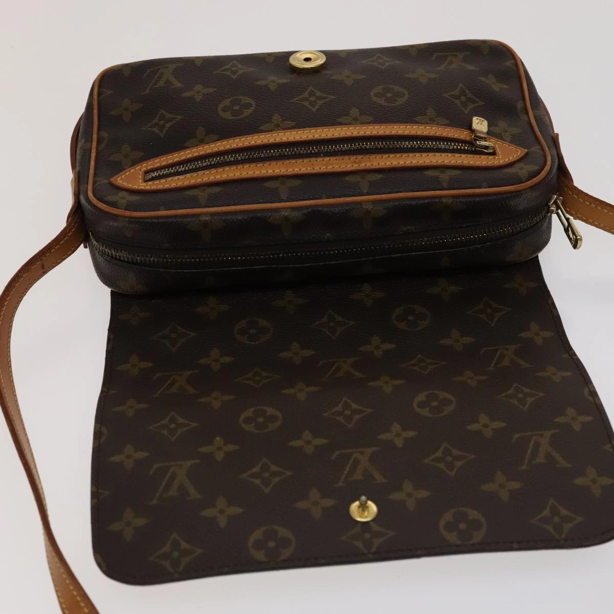LOUIS VUITTON Monogram Saint Germain Shoulder Bag M51210 LV yk16573