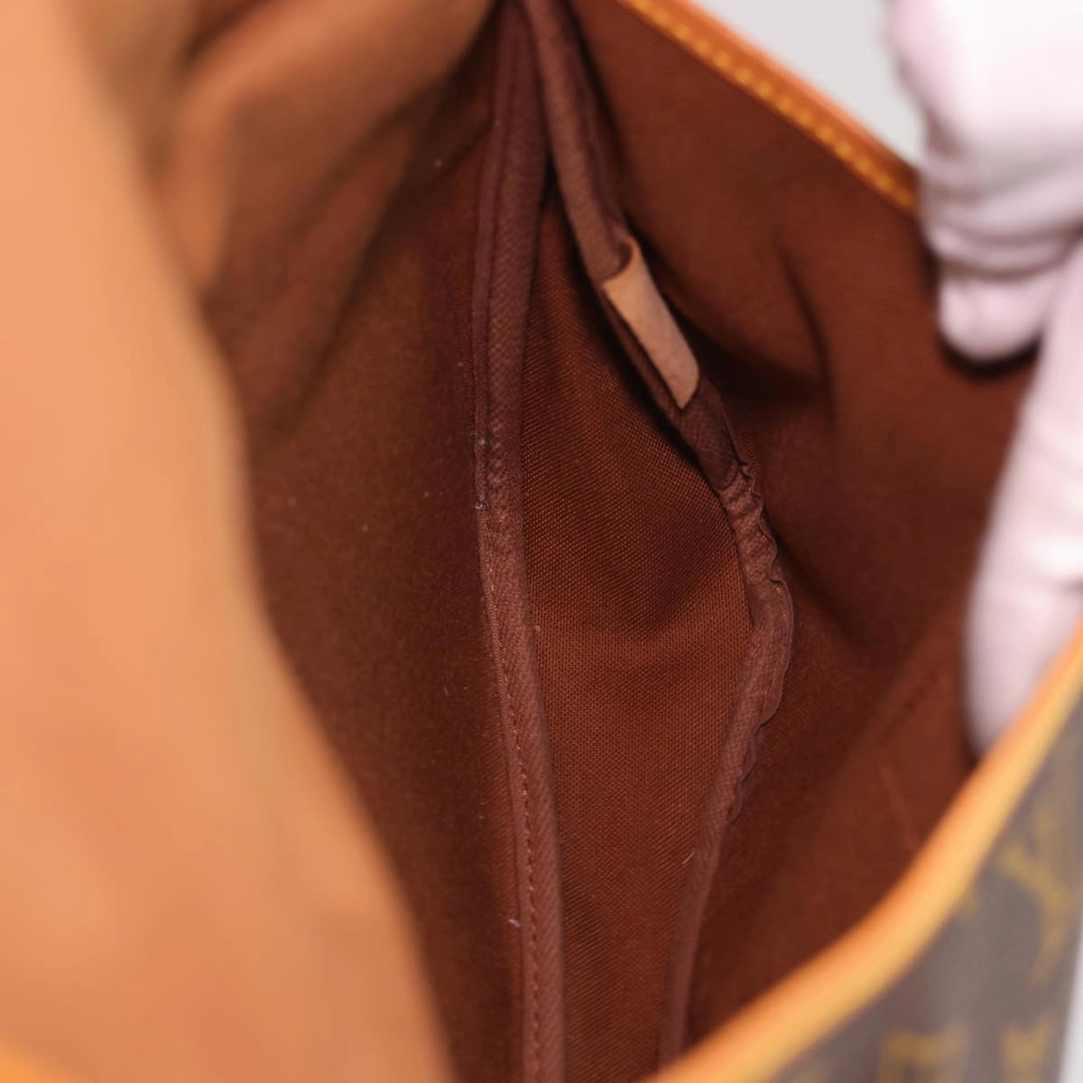 LOUIS VUITTON Monogram Saumur 30 Shoulder Bag M42256 LV yk6438