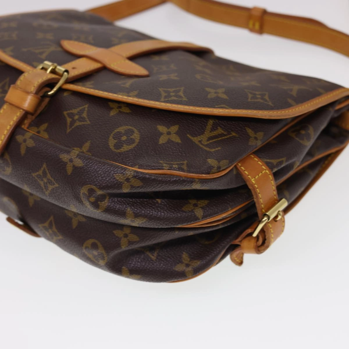 LOUIS VUITTON Monogram Saumur 30 Shoulder Bag M42256 LV yk6438
