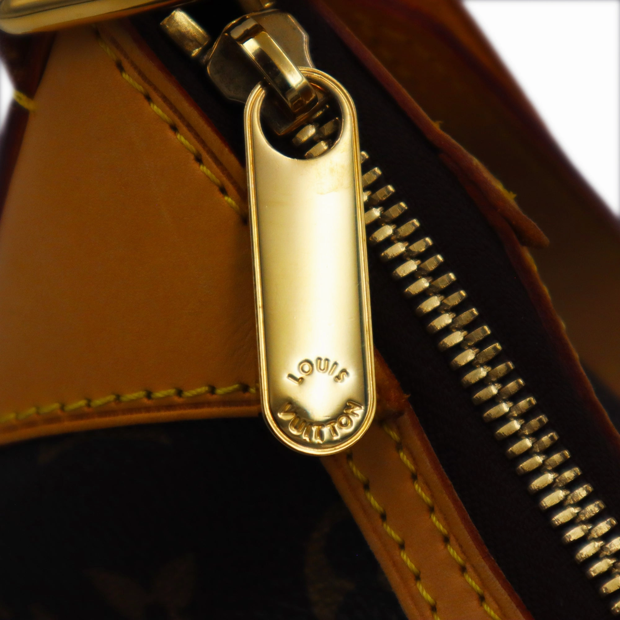 Louis Vuitton Monogram Thames PM Shoulder Bag MI2121