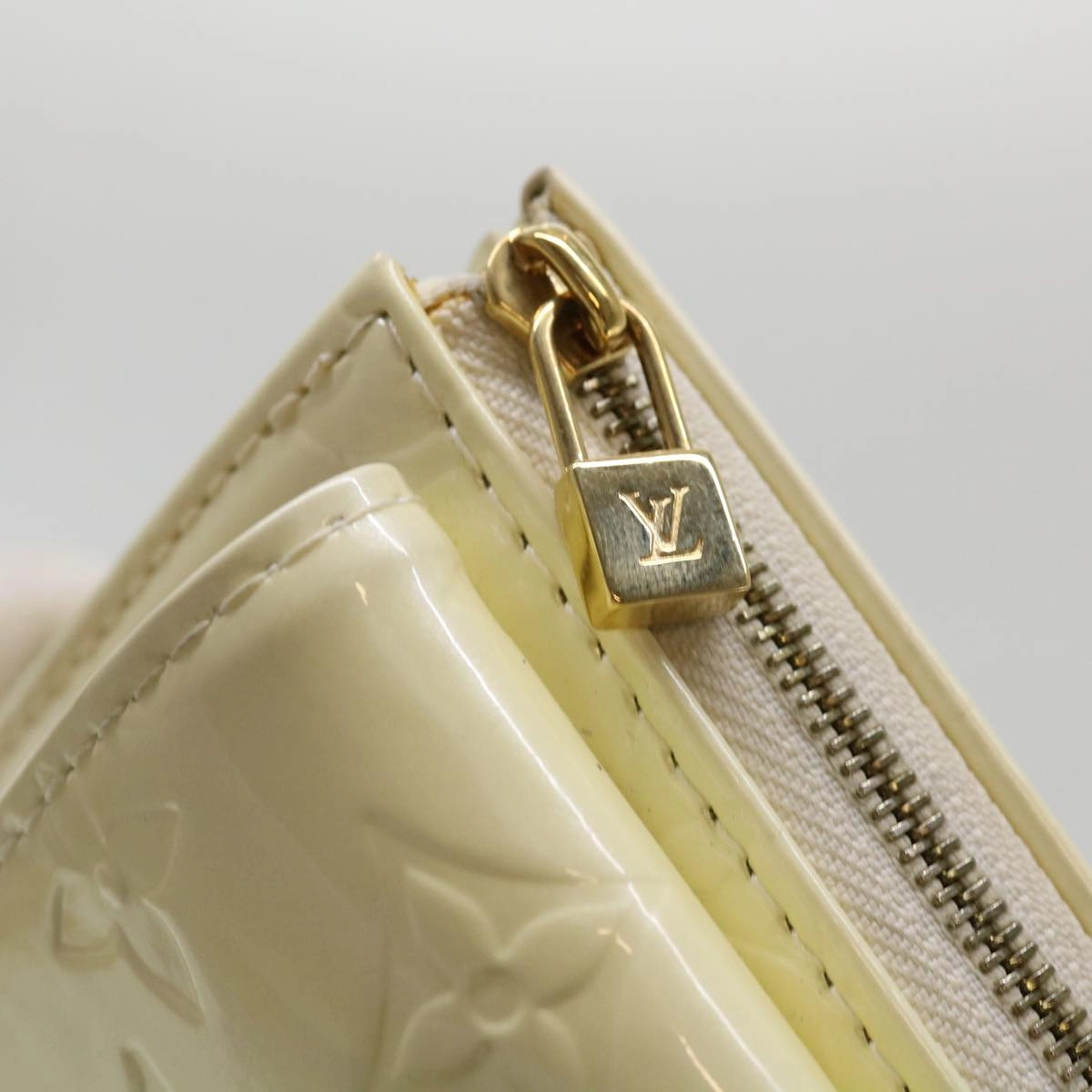 LOUIS VUITTON Monogram Vernis Motto Shoulder Bag Broncorail M91339 LV 39153