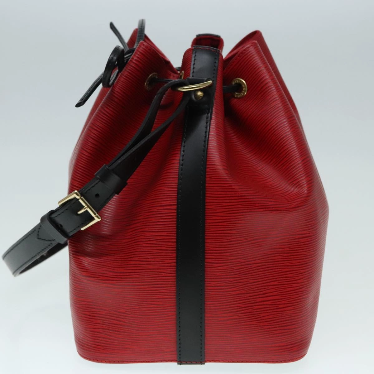 Louis Vuitton Noe Red Leather Shoulder Bag