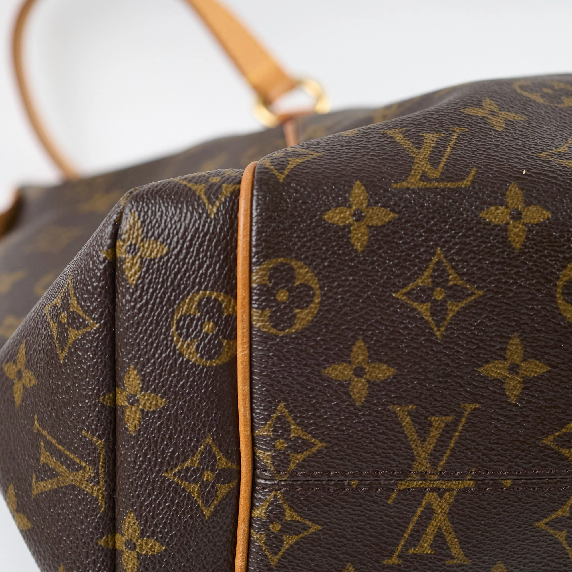 Louis Vuitton Totally MM Monogram With Bag Charm