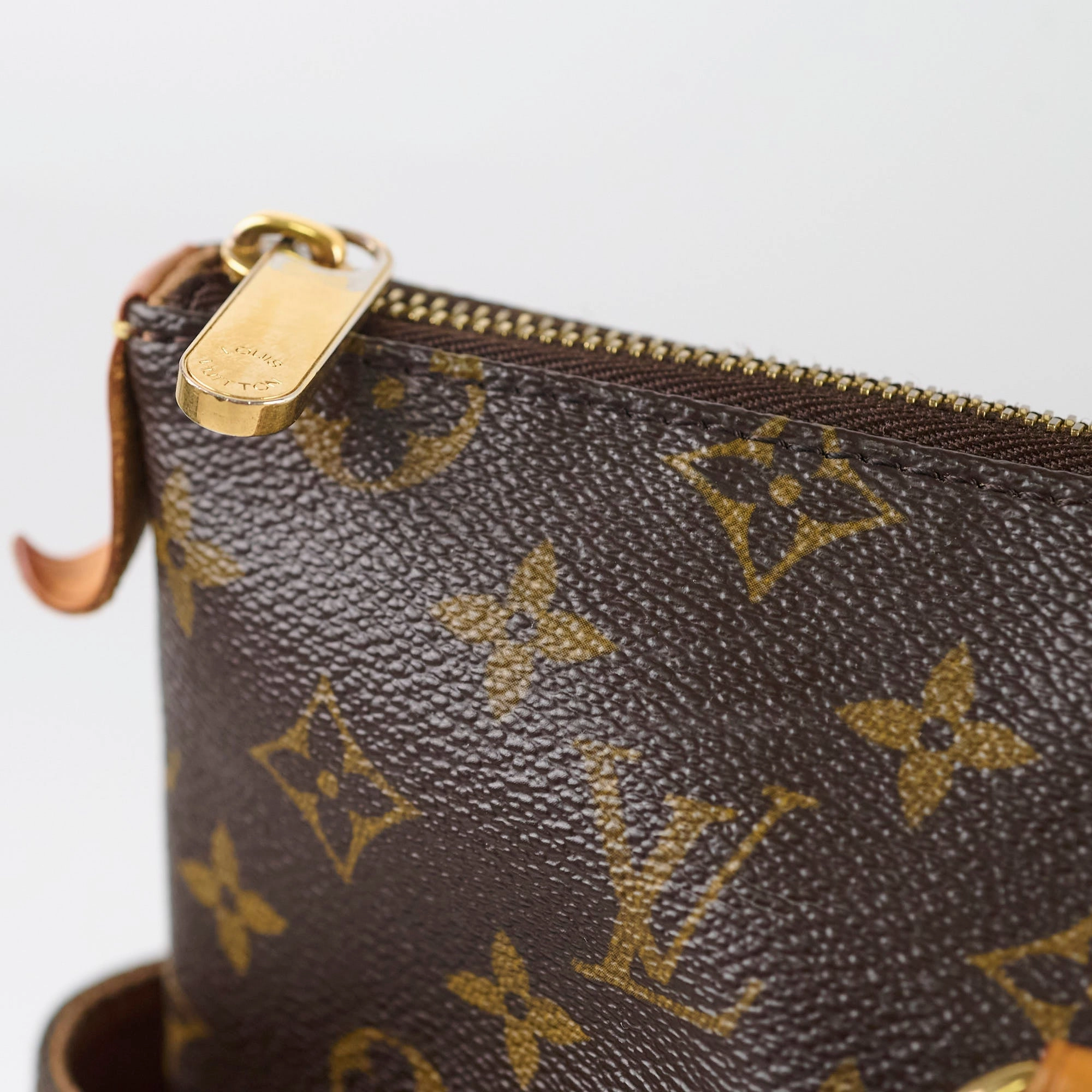 Louis Vuitton Totally MM Monogram With Bag Charm