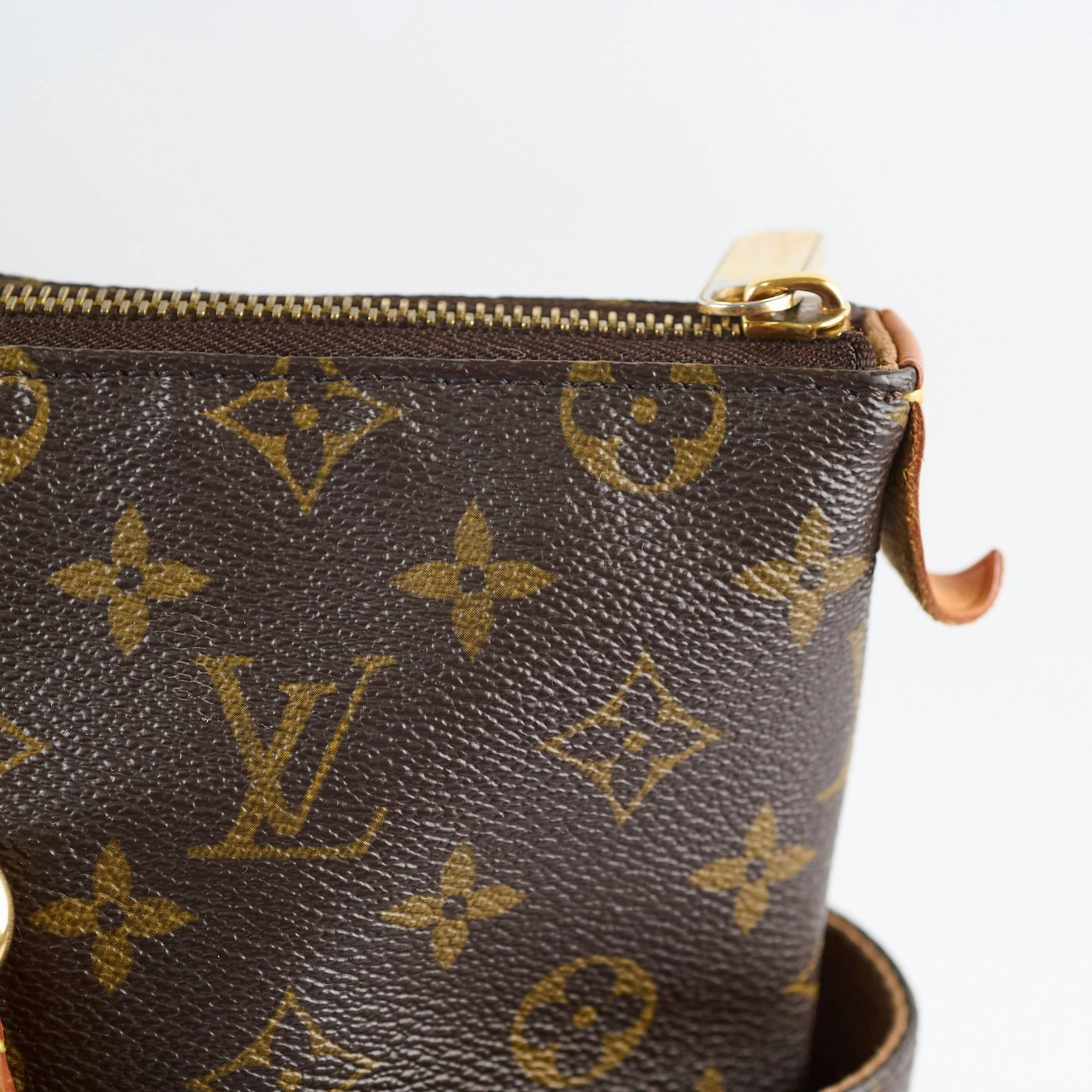 Louis Vuitton Totally MM Monogram With Bag Charm