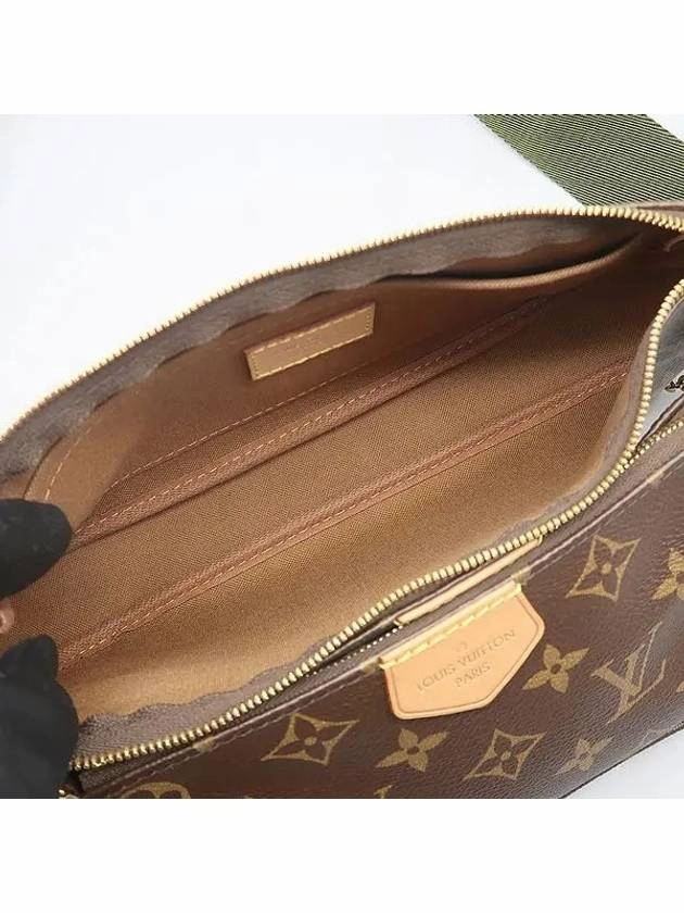 M44813 Monogram Canvas Multi Pochette Accessua Shoulder Bag and Crossbody