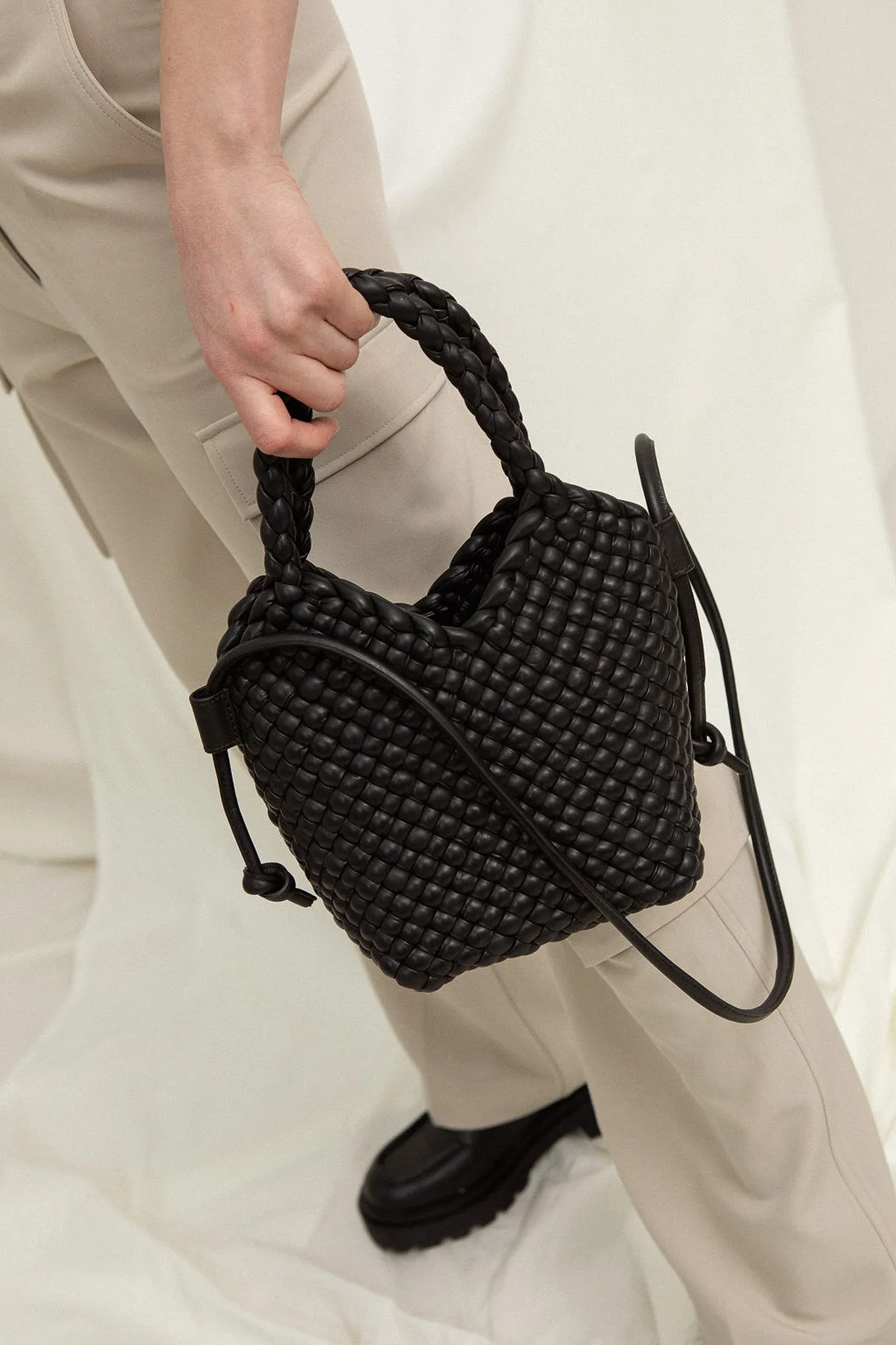 Maya Umber Crossbody bag