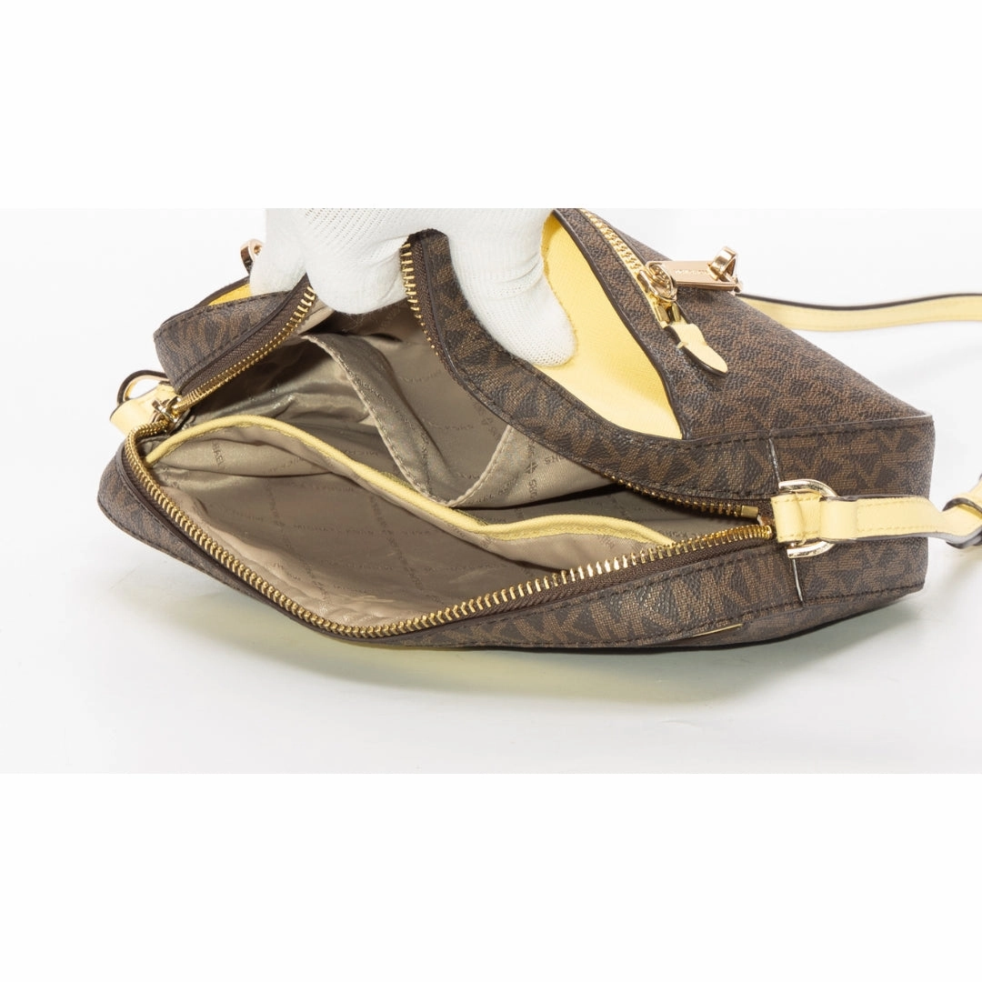 Michael Kors Jet Set Chain Crossbody Bag