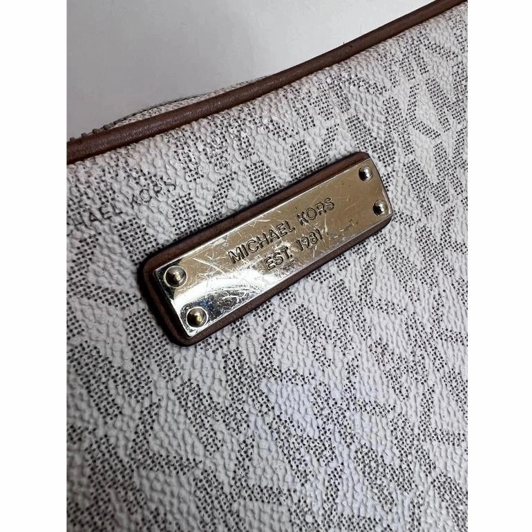 Michael Kors Jet Set Crossbody Bag