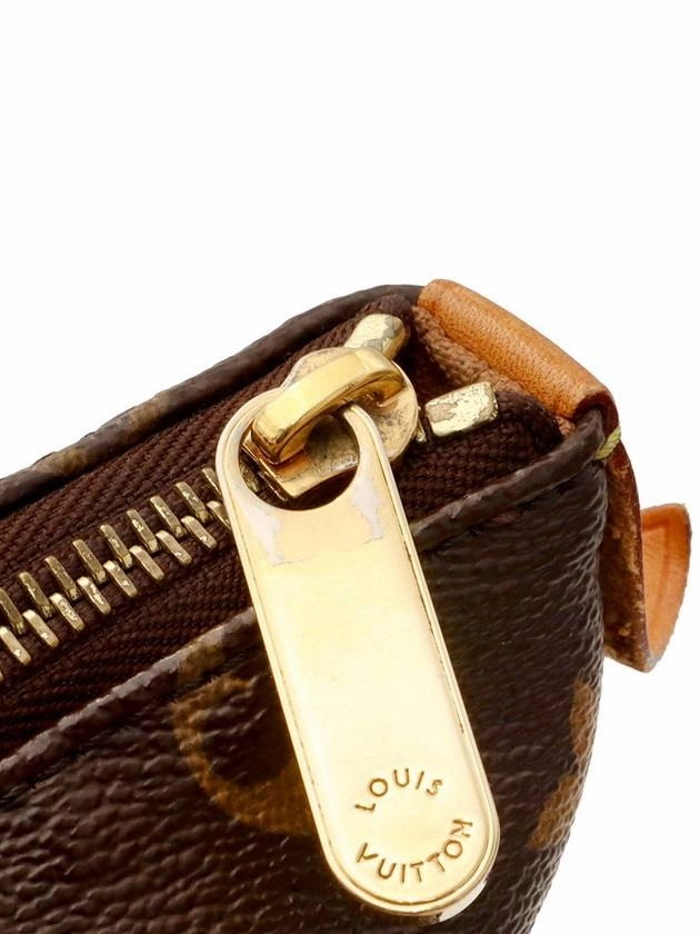 Monogram Canvas Totally MM Shoulder Bag