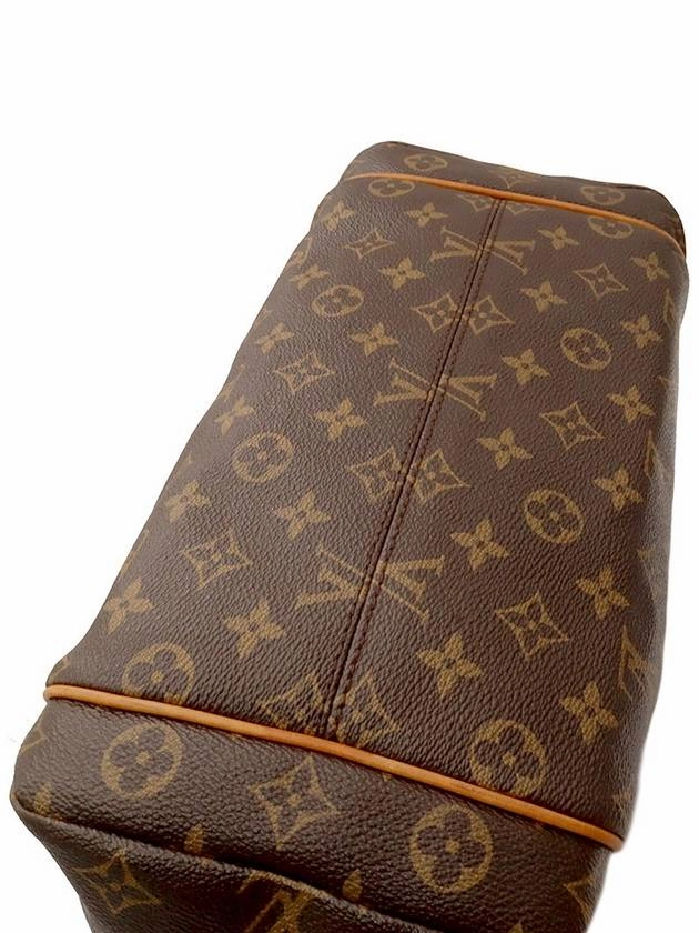 Monogram Canvas Totally MM Shoulder Bag