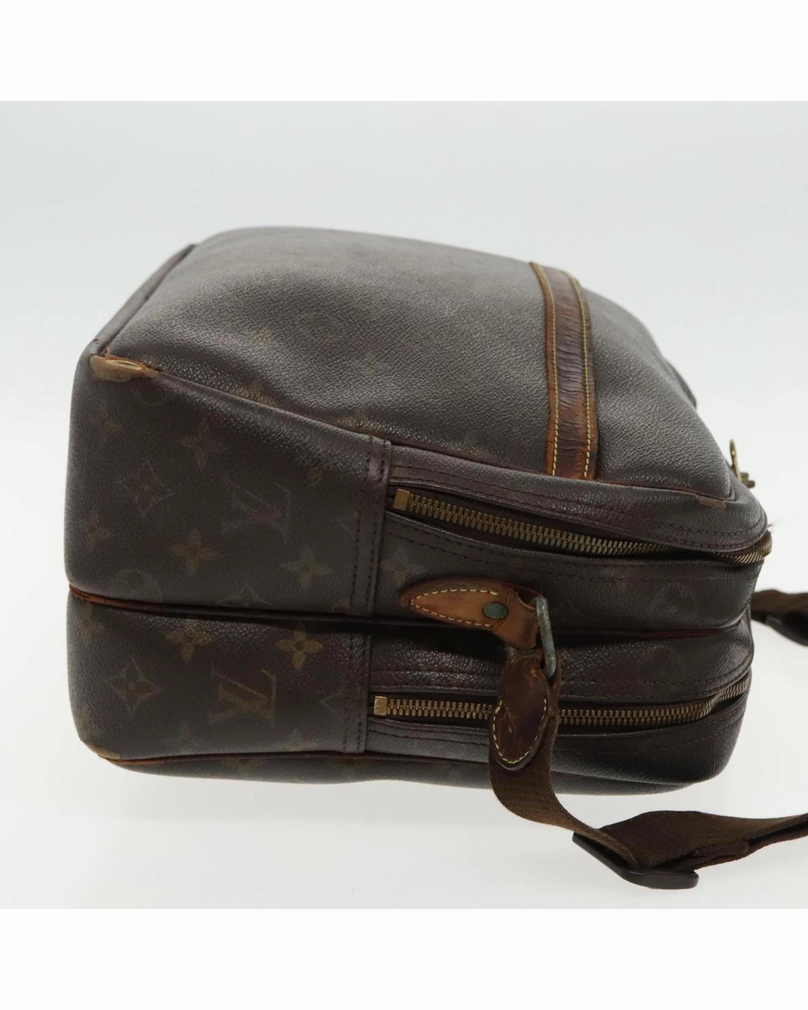 Monogram Reporter GM Shoulder Bag