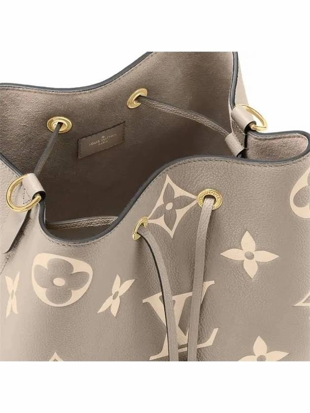 Neonoe MM Shoulder Bag Cream
