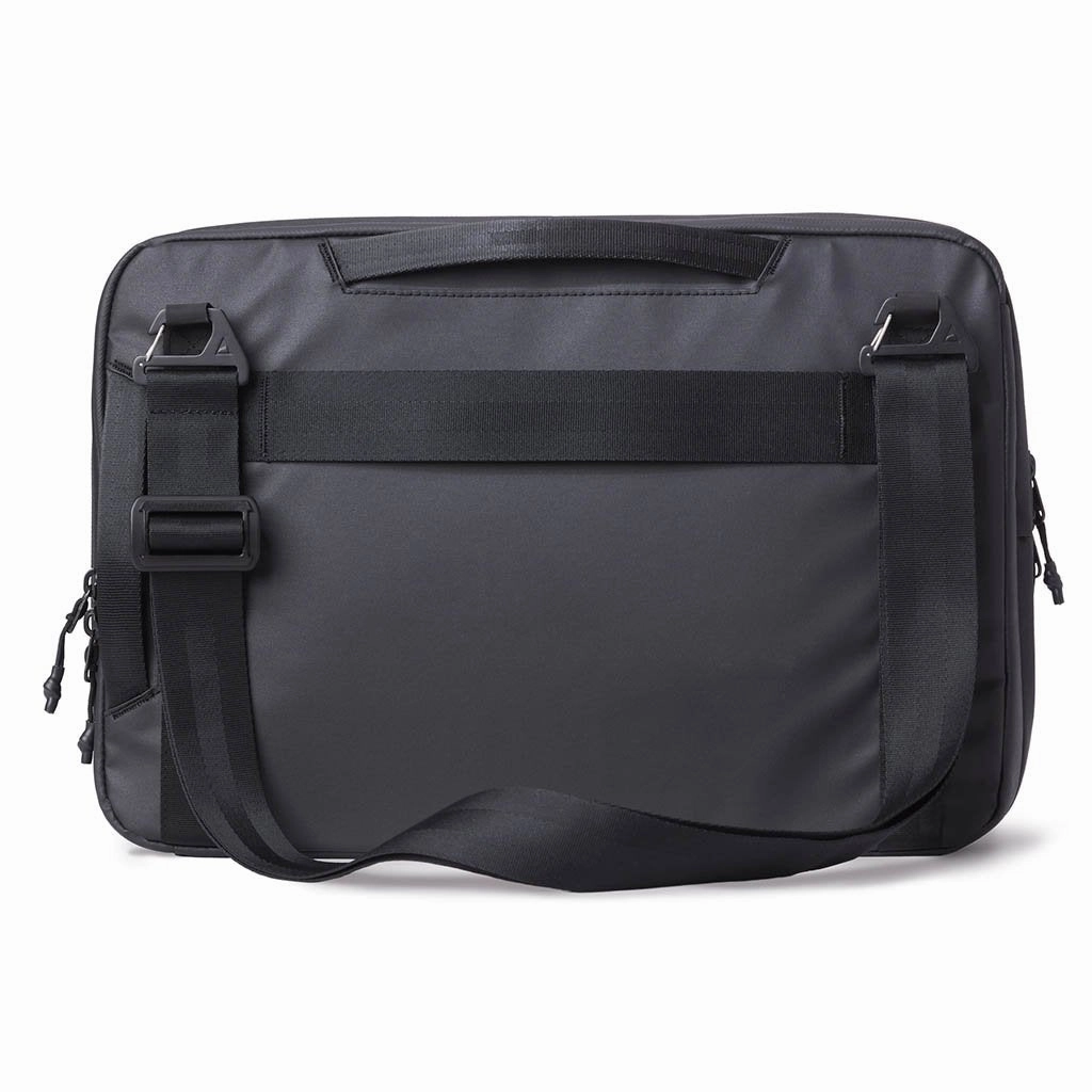 NOMATIC Tech Case