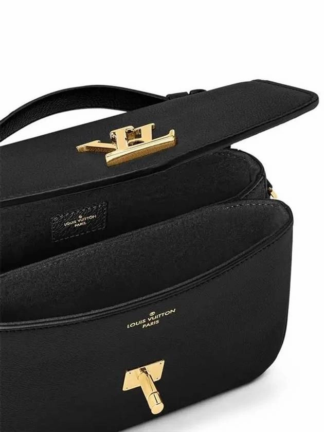 Oxford Lockme Leather Shoulder Bag Black