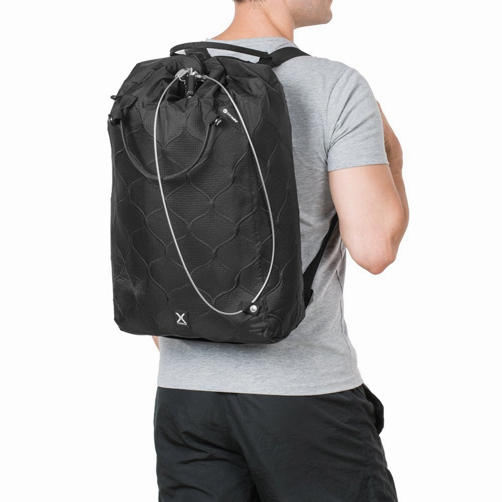 Pacsafe Travelsafe X25 Anti theft portable safe & pack insert