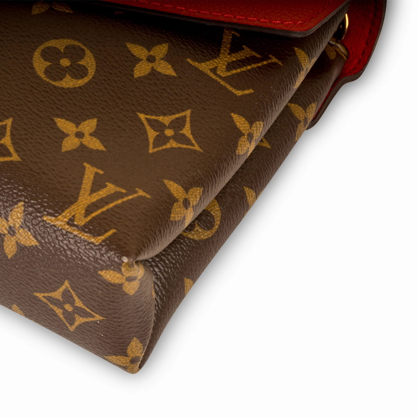 Pallas Chain Shoulder Bag