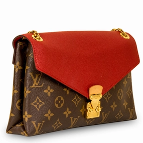 Pallas Chain Shoulder Bag