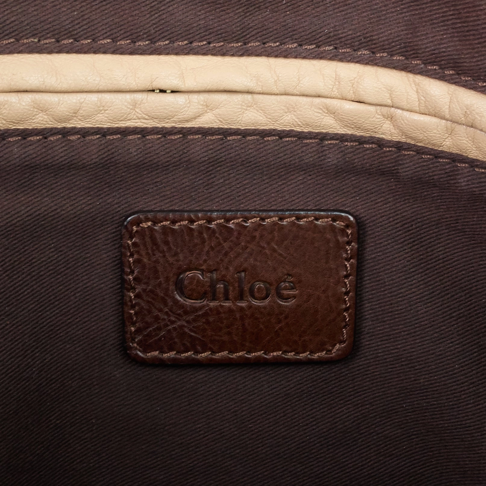 Paraty Medium Leather Shoulder Bag