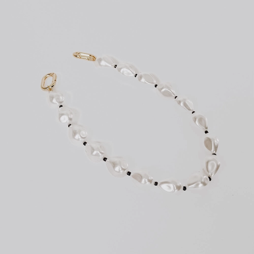 Pearls By The Boardwalk Bag Charm