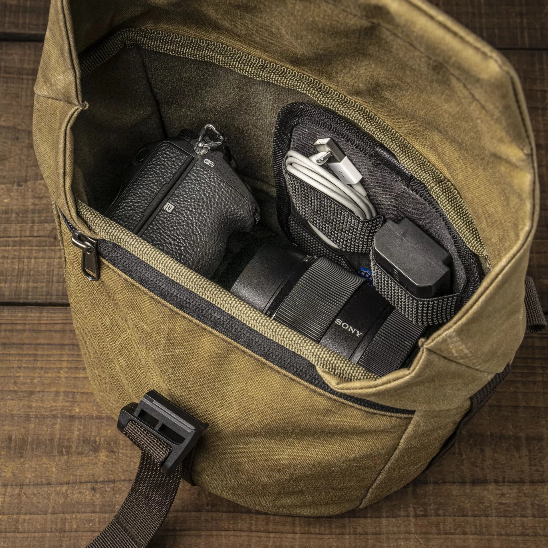 Pilot Canvas Travel Camera Bag 3.5L Upgraded
