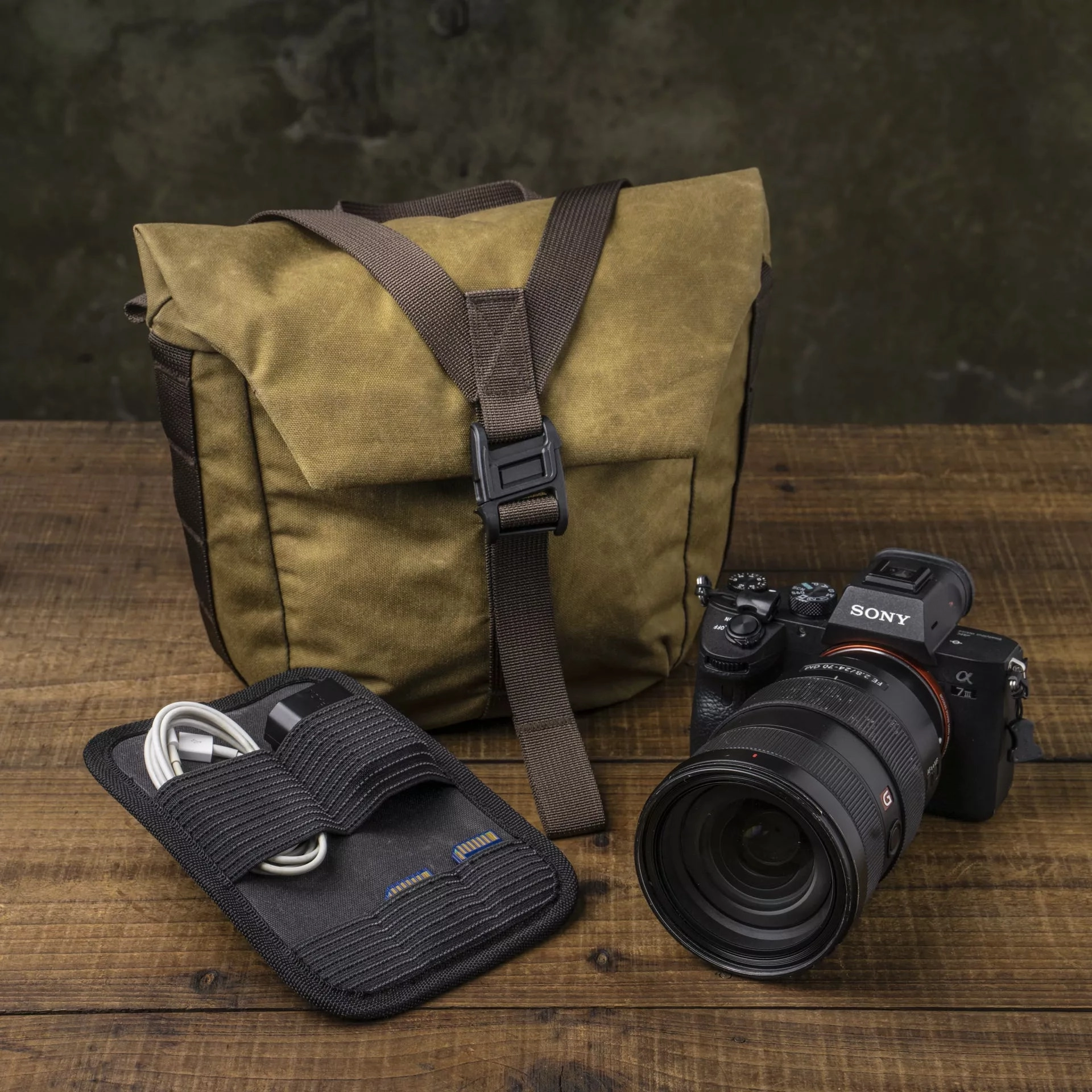 Pilot Canvas Travel Camera Bag 3.5L Upgraded
