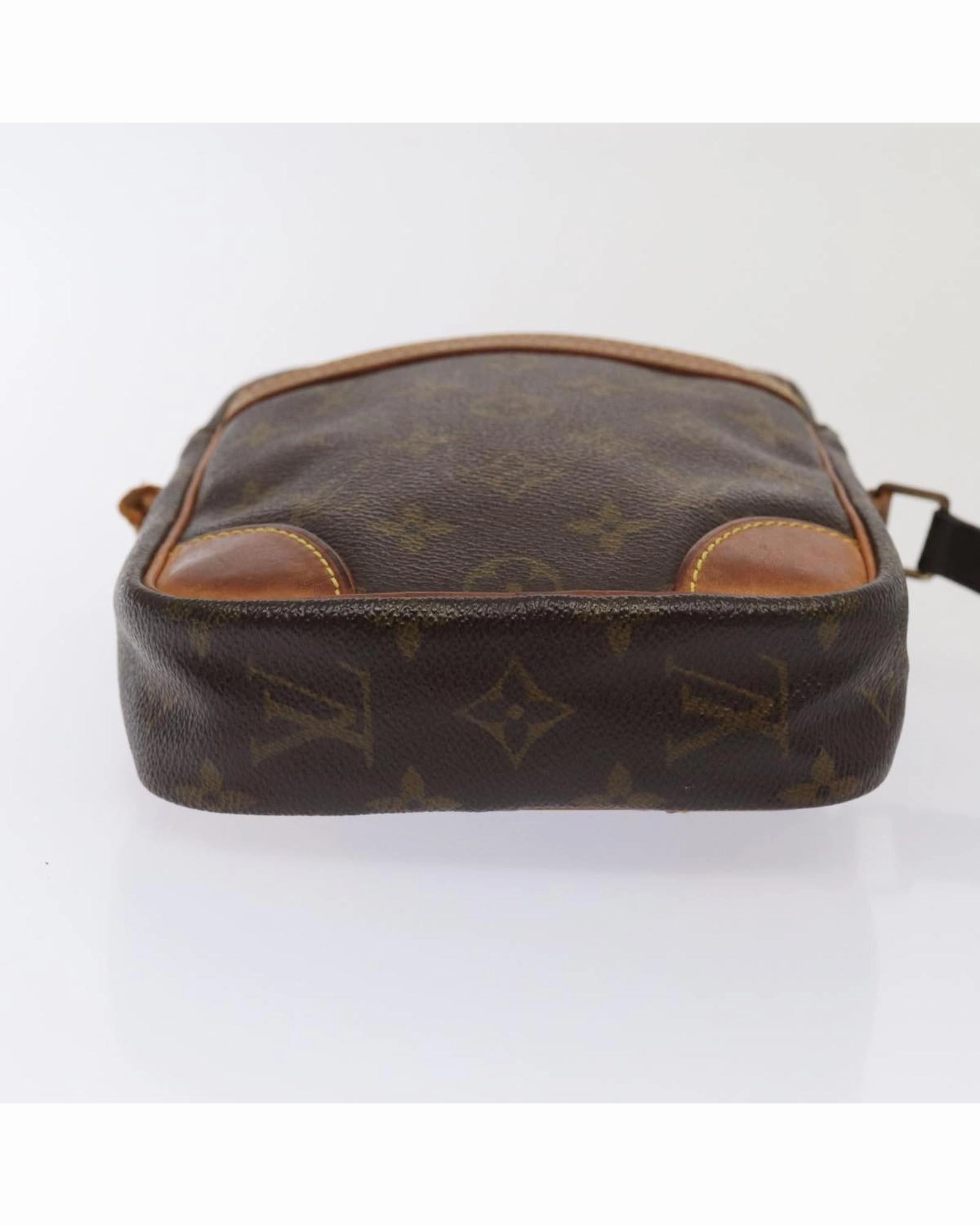 Pochette Crossbody Bag Model M51870