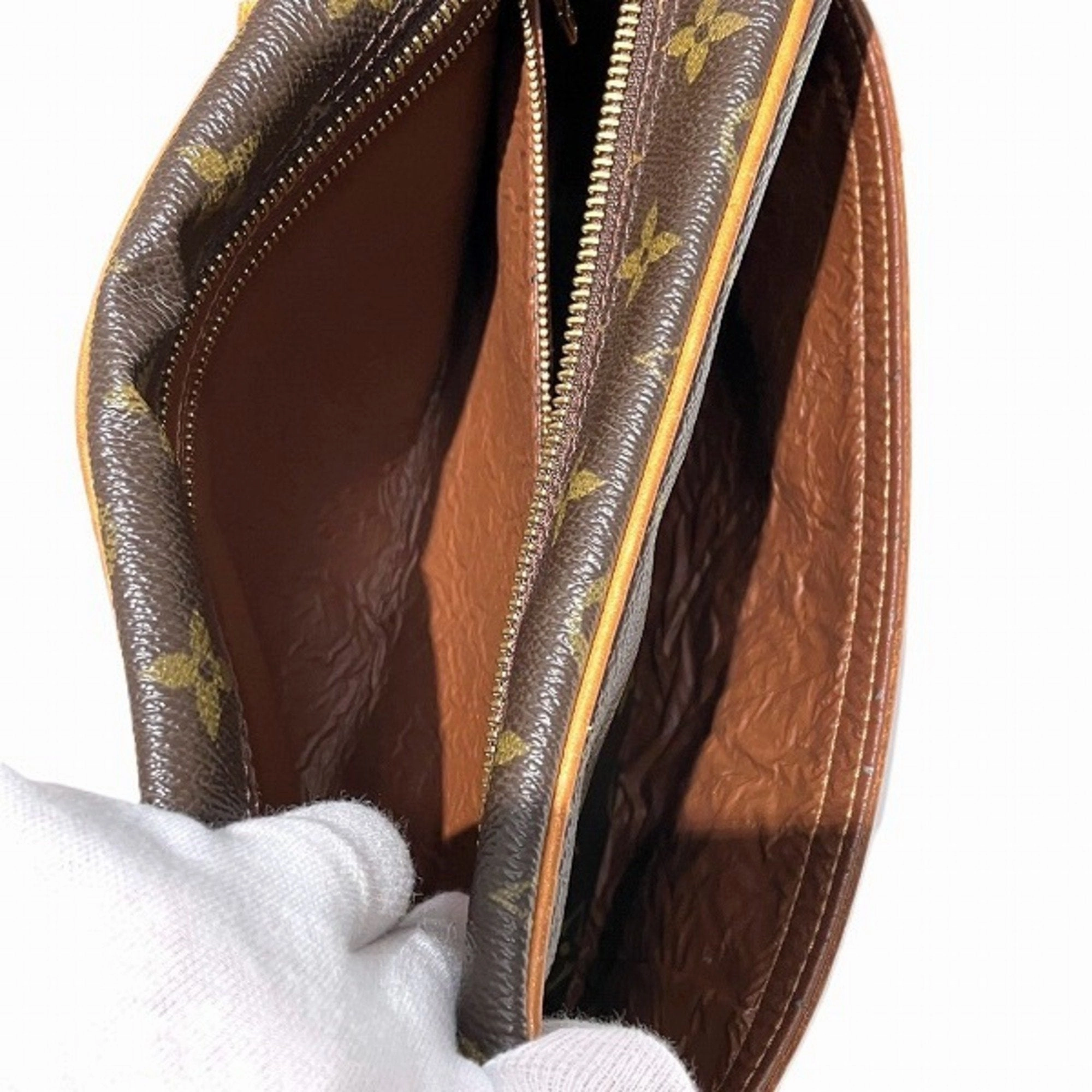 Pochette Crossbody Bag Monogram Canvas
