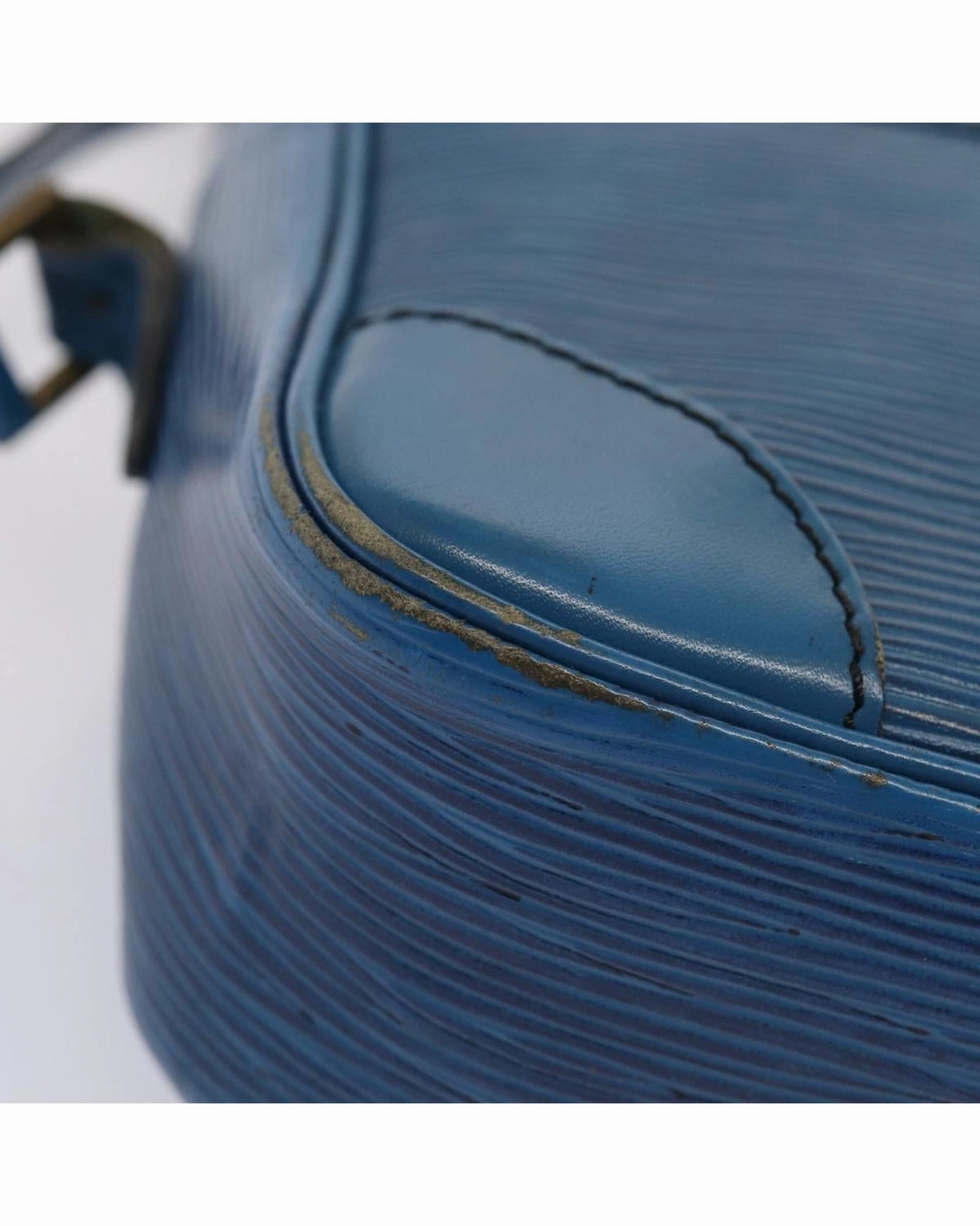 Pochette Epi Leather Shoulder Bag