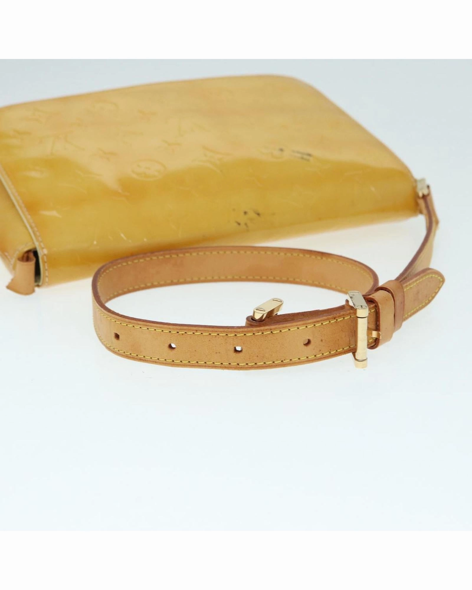Pochette M90076 crossbody bag