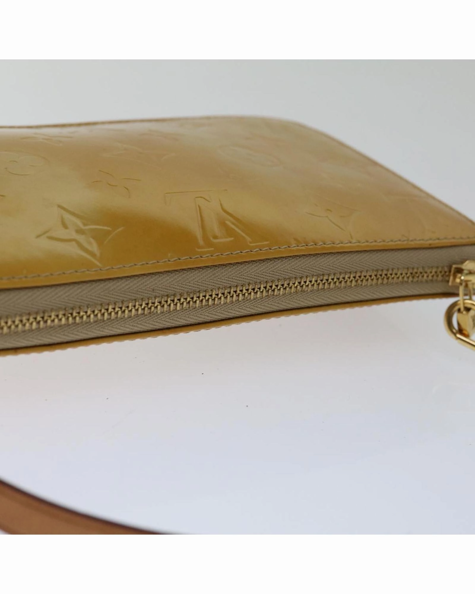 Pochette Monogram Vernis Shoulder Bag