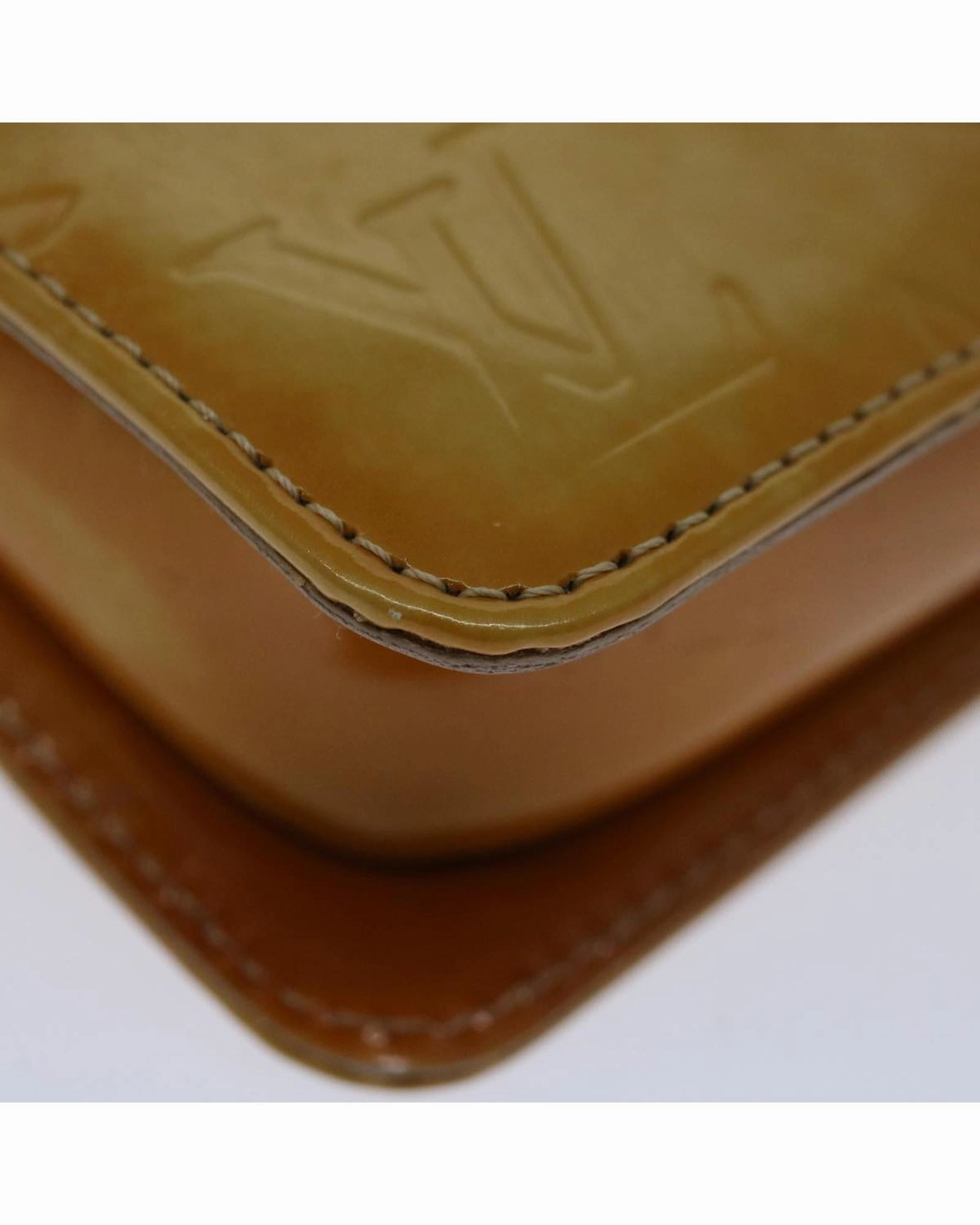 Pochette Monogram Vernis Shoulder Bag