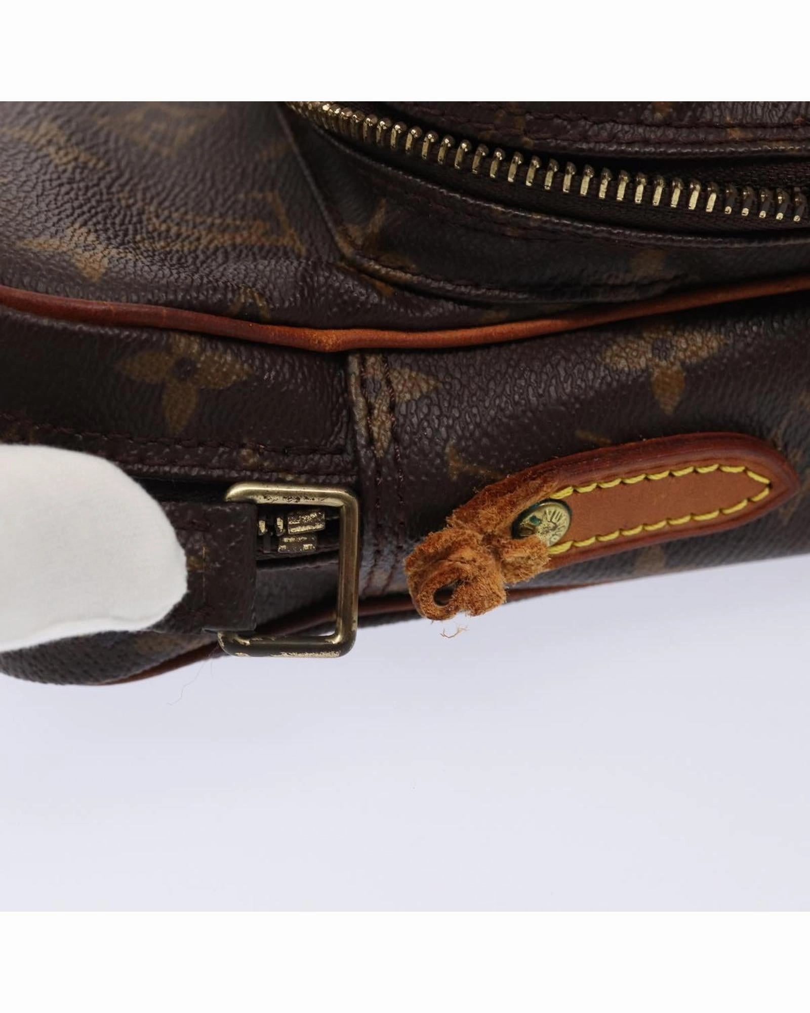 Pochette Voyage Crossbody Bag