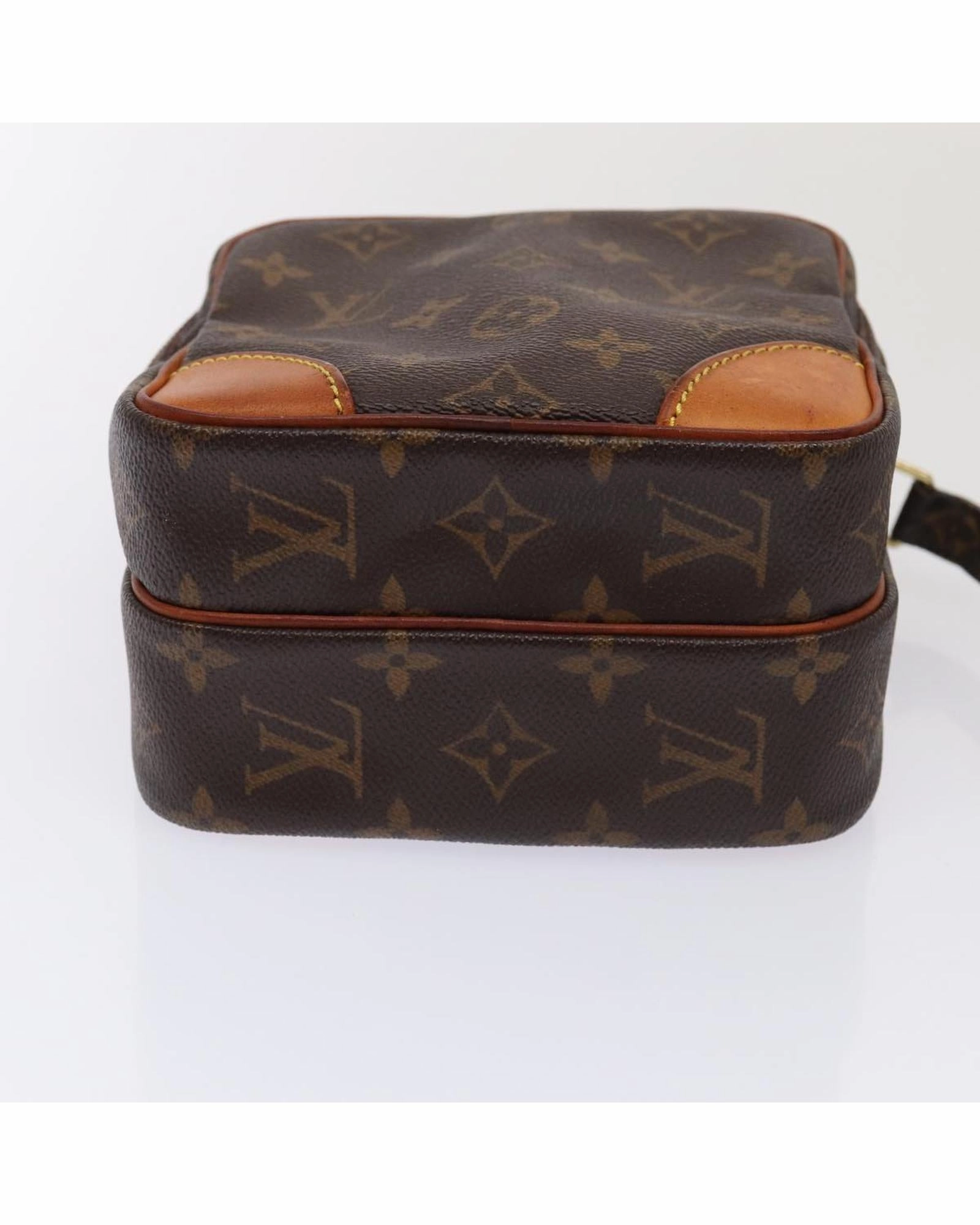Pochette Voyage Crossbody Bag