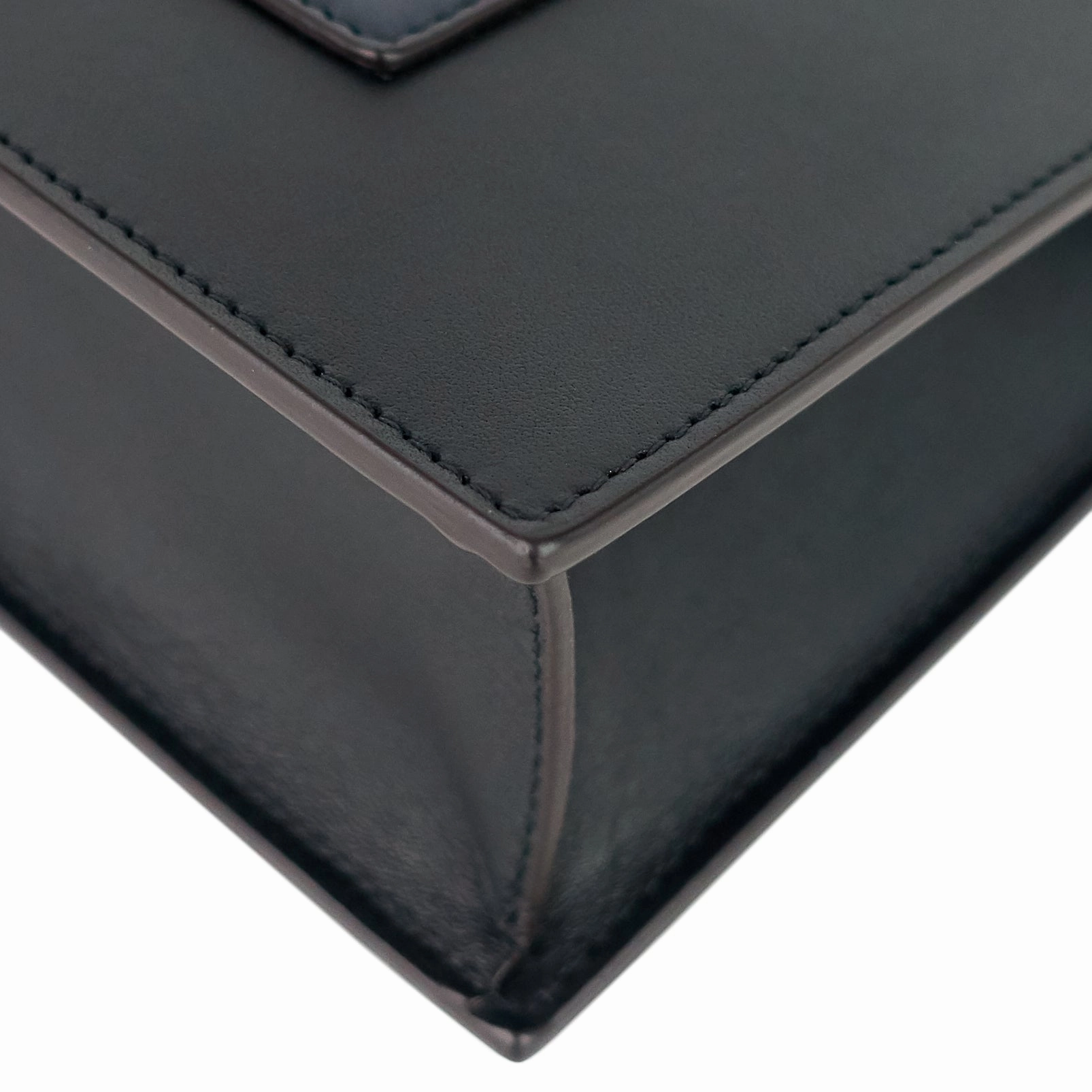 Pocket Evening Leather and Shagreen Flap on Chain Bag