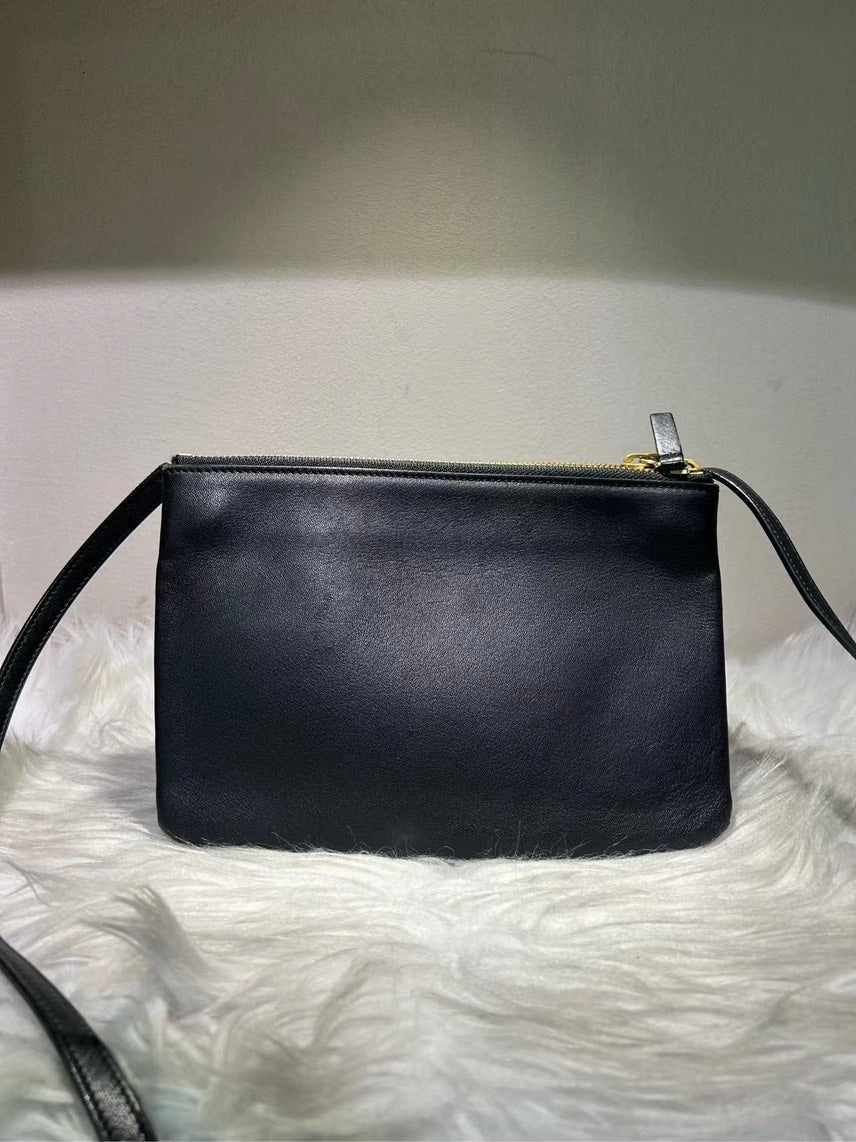 Pre-loved CELINE Trio Black Crossbody Bag - Leather, Medium