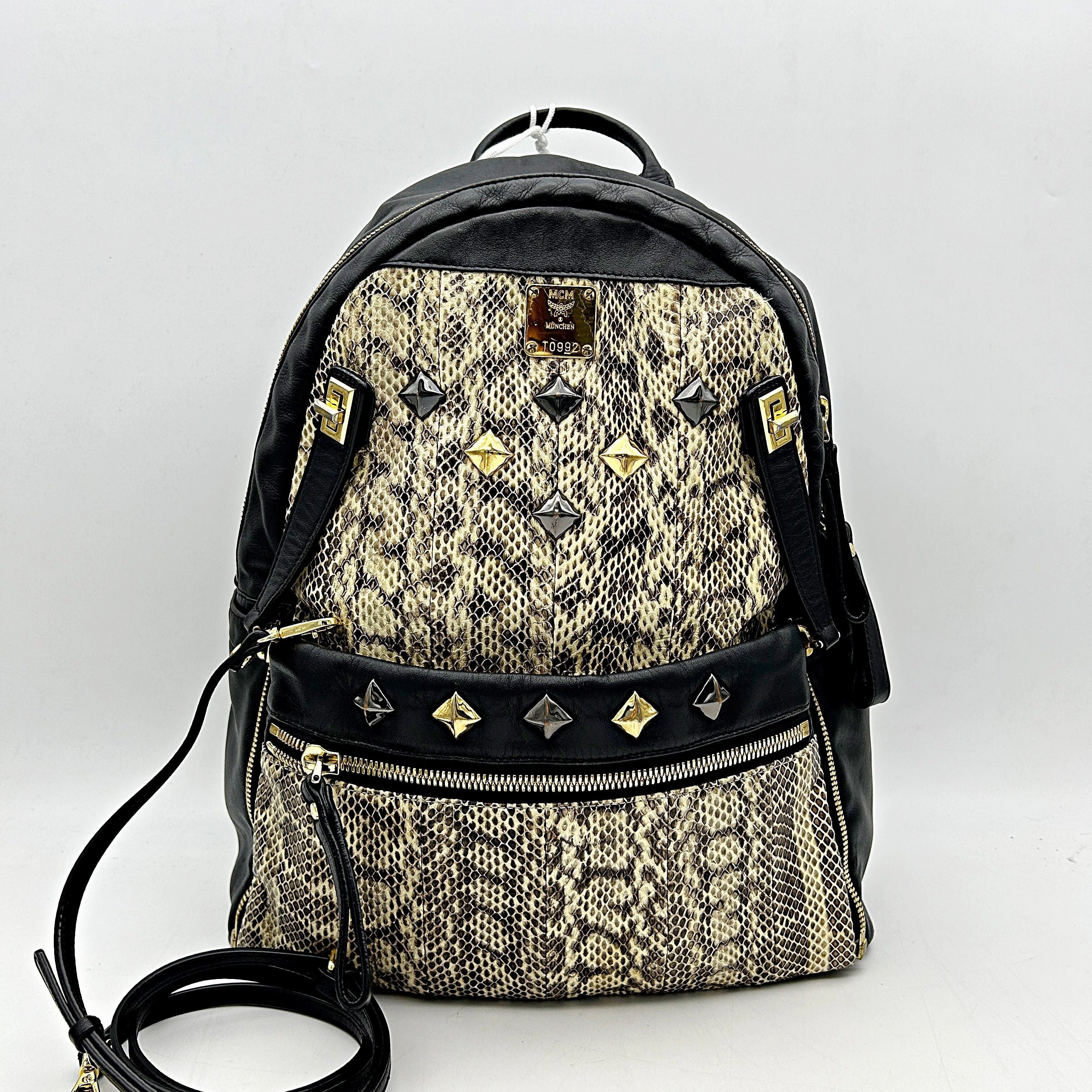 Pre- Mcm Large Backpack Unisex  LA7812