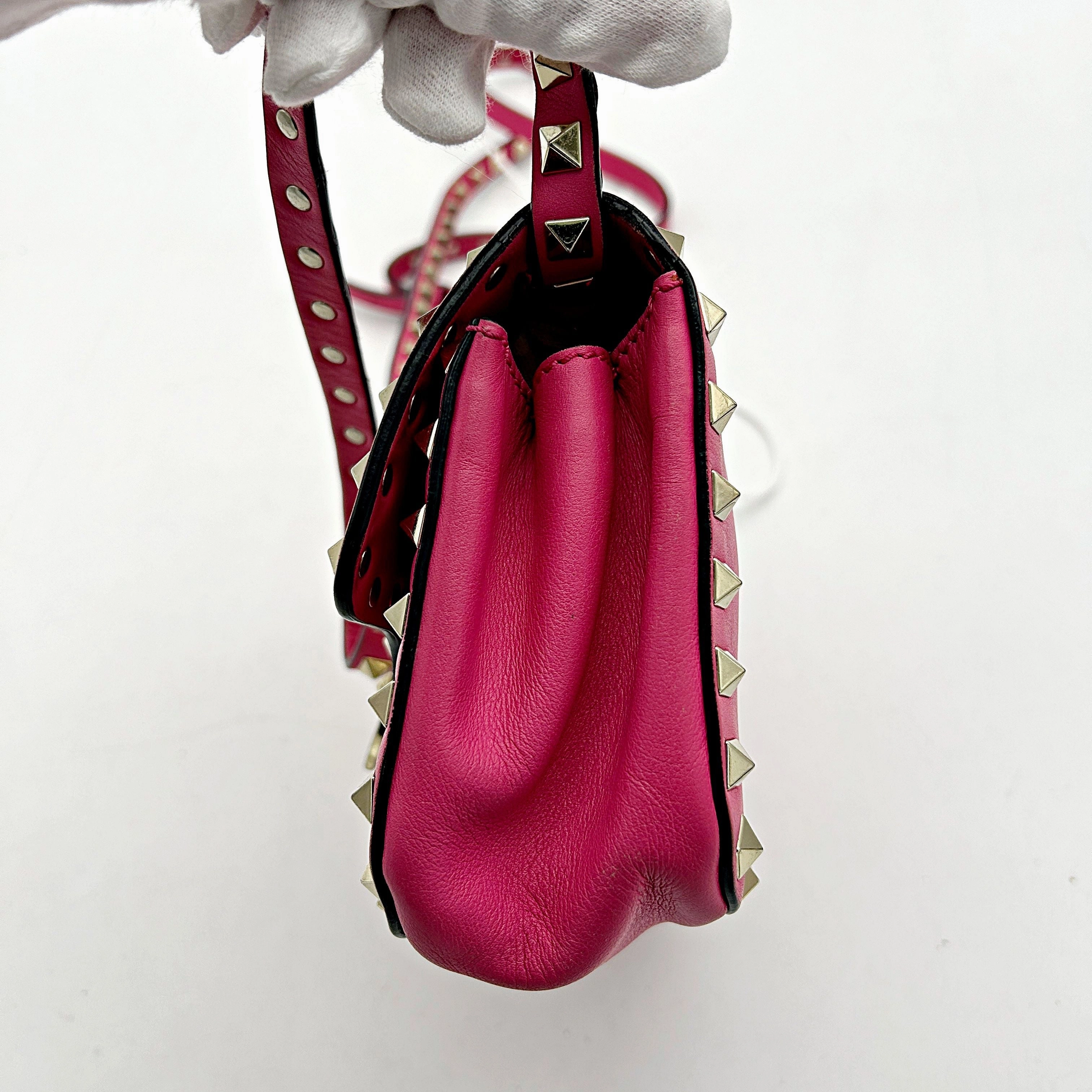 Pre-owned VALENTINO GARAVANI Vitello Mini Rockstud Flap Saddle Crossbody Bag Fuxia  LA9979