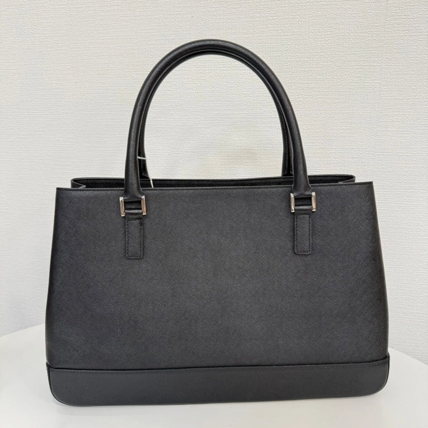 Preloved Burberry Leather Shoulder Bag FM0022 Black