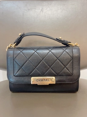 Preloved Chanel Passenger Bag Small Black Leather Shoulder Bag