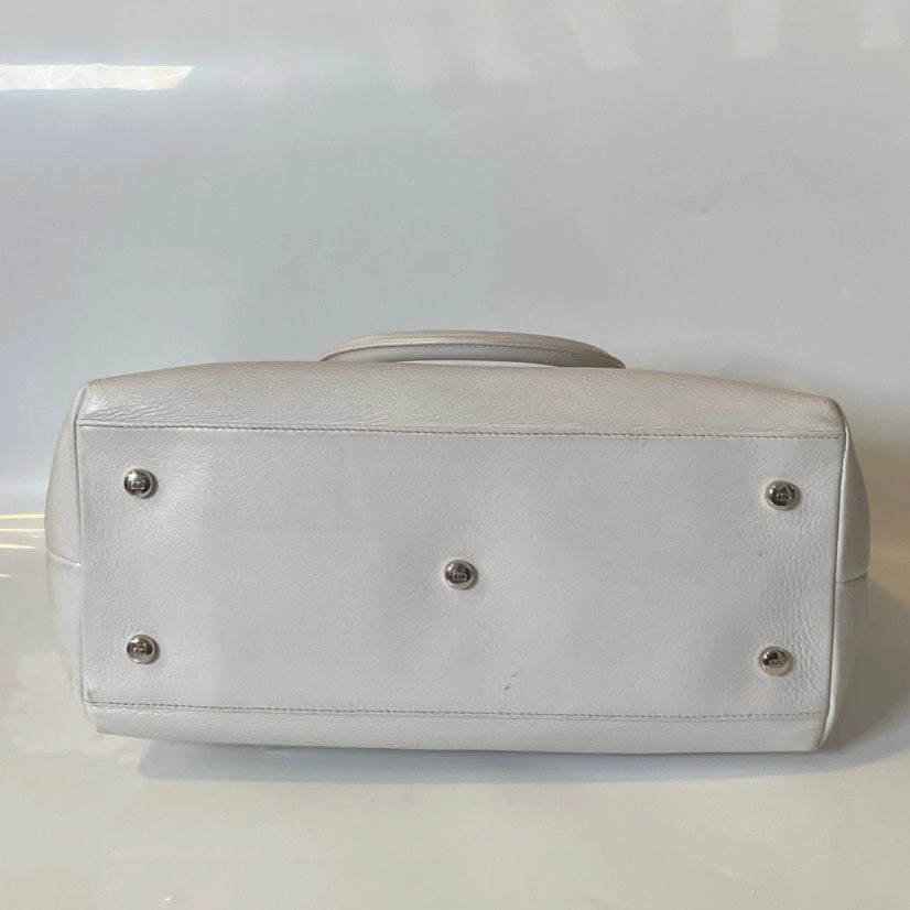 Preloved Dior White Leather Shoulder Bag