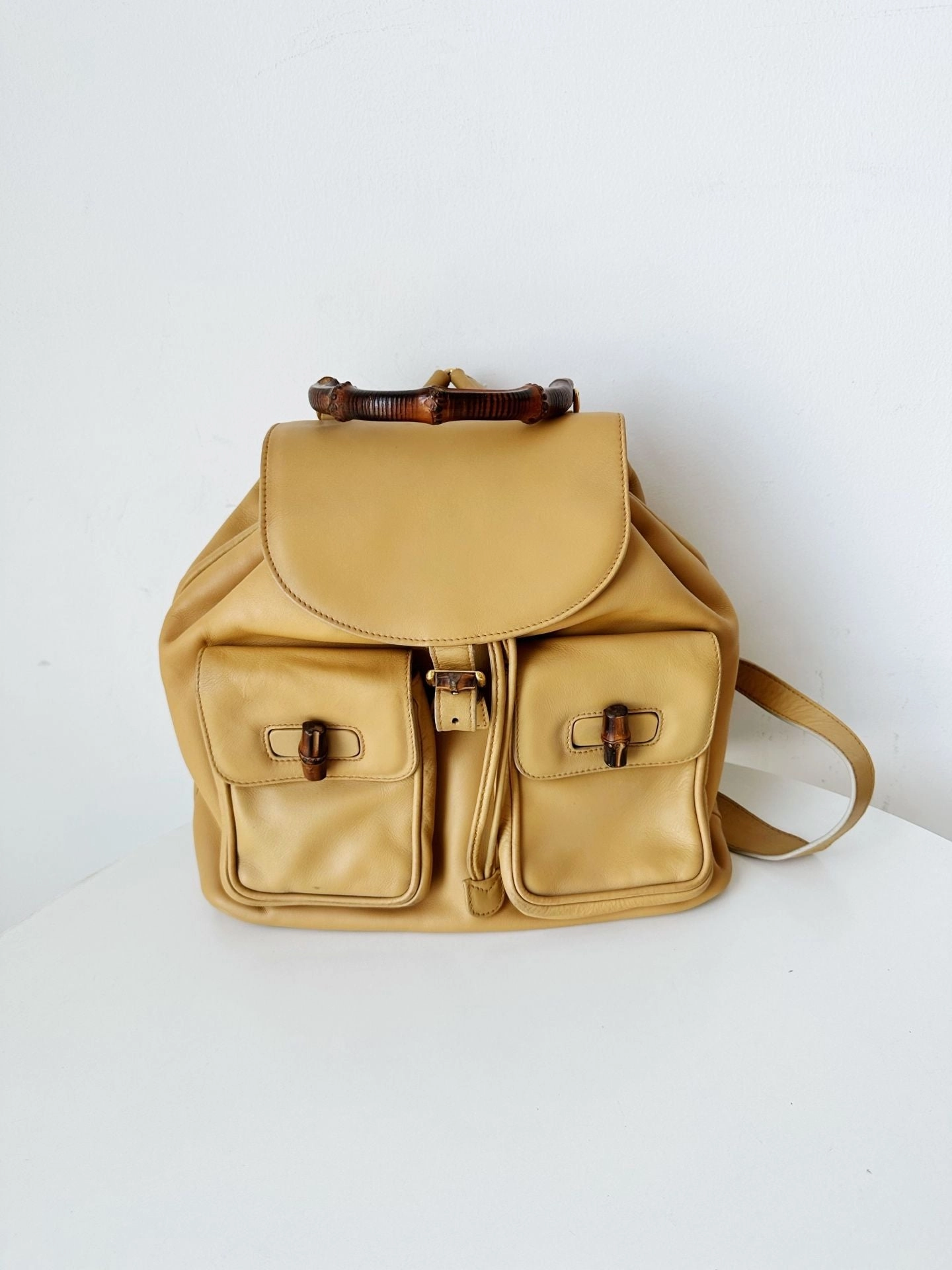 Preloved Gucci bamboo backpack yellow 31*30cm