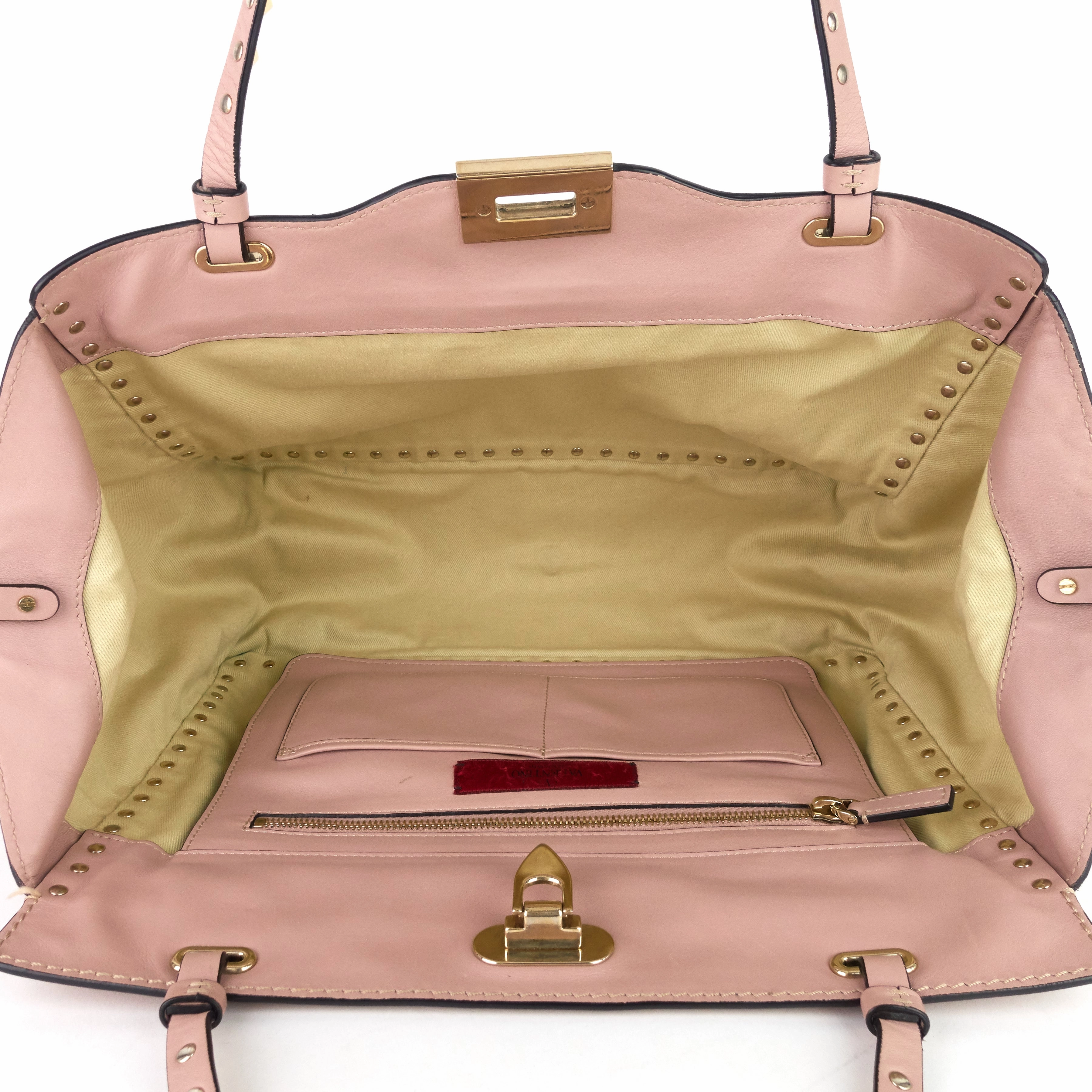 Rockstud Medium Poudre Calfskin Bag