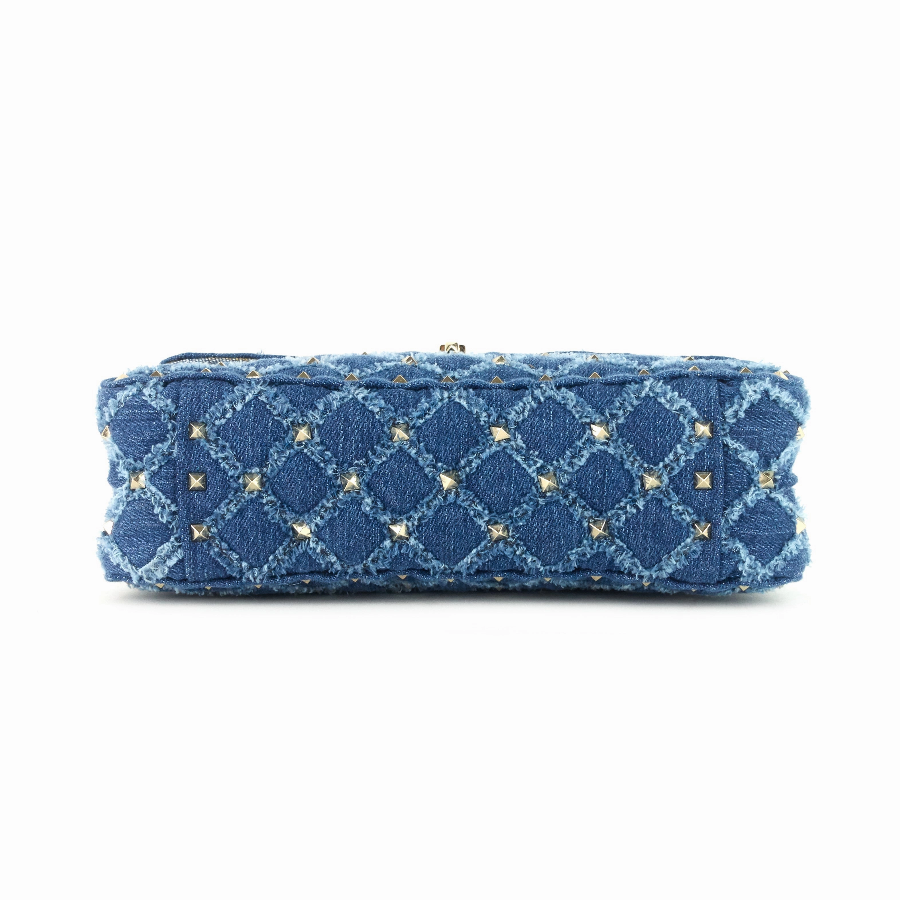 Rockstud Spike Medium Matelass Denim Flap Bag