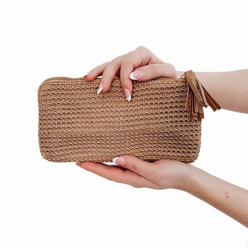 Rome Raffia Clutch Card Holder Wristlet