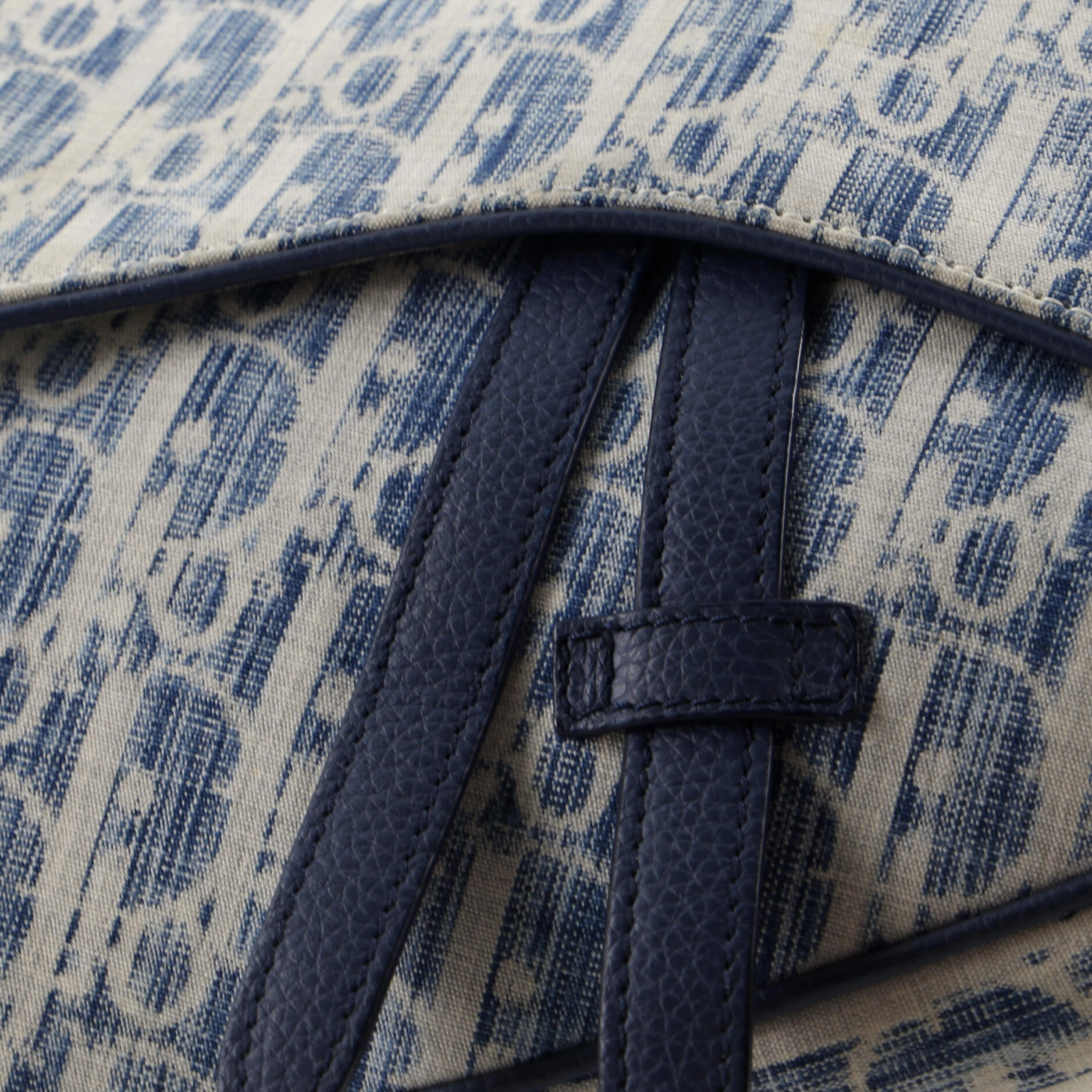Saddle Crossbody Bag Oblique Kasuri Jacquard