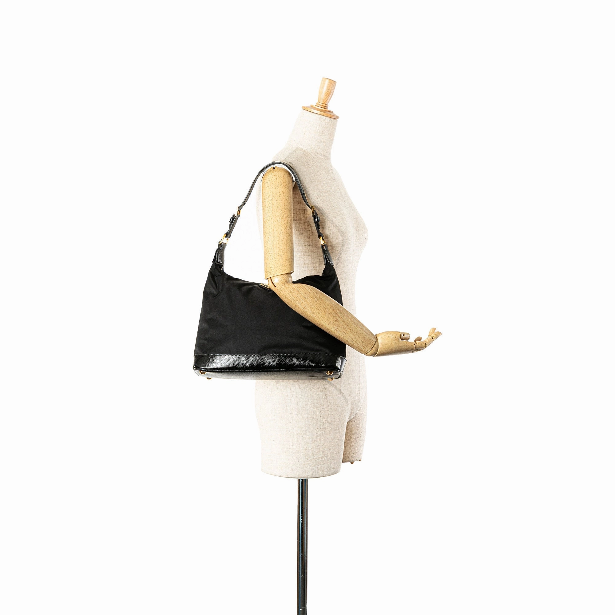 Saffiano Vernice Trimmed Tessuto Shoulder Bag