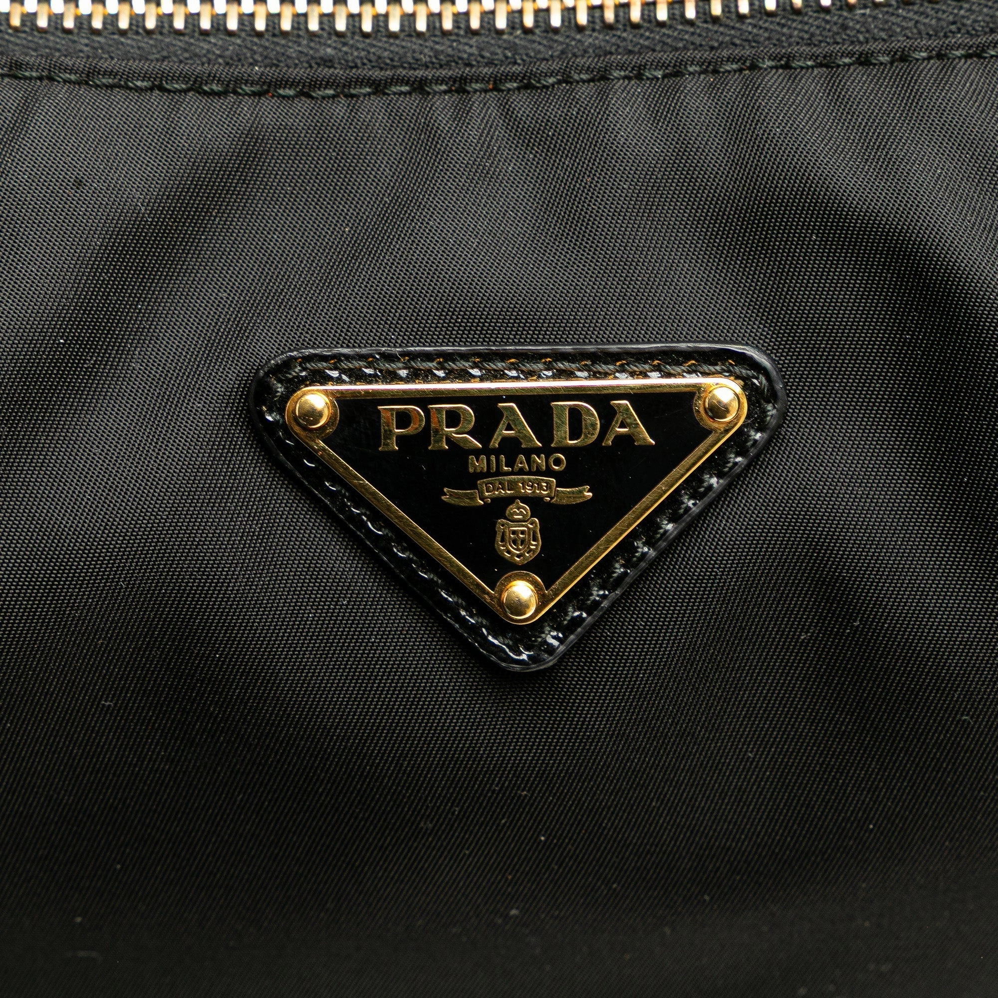 Saffiano Vernice Trimmed Tessuto Shoulder Bag