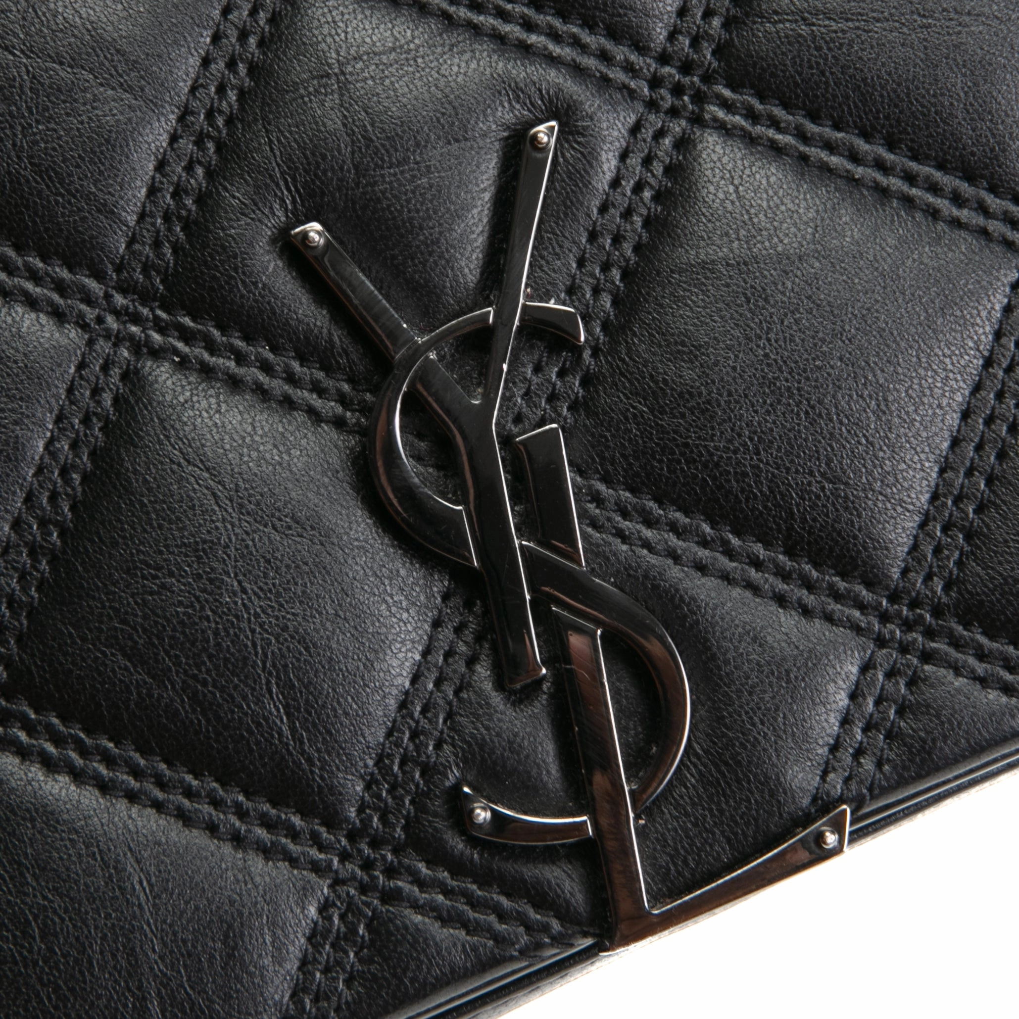 SAINT LAURENT Becky Wallet on Chain - Black