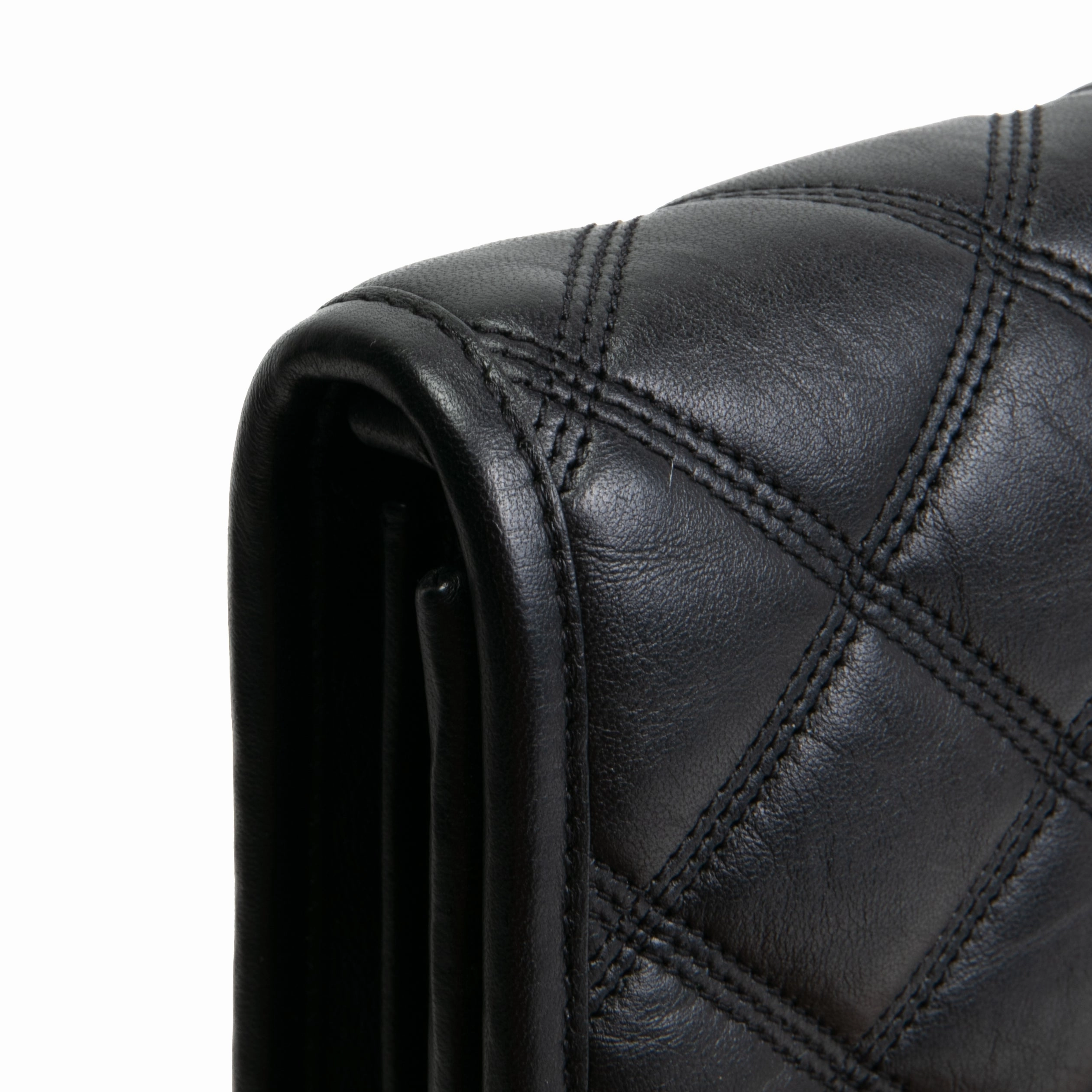 SAINT LAURENT Becky Wallet on Chain - Black